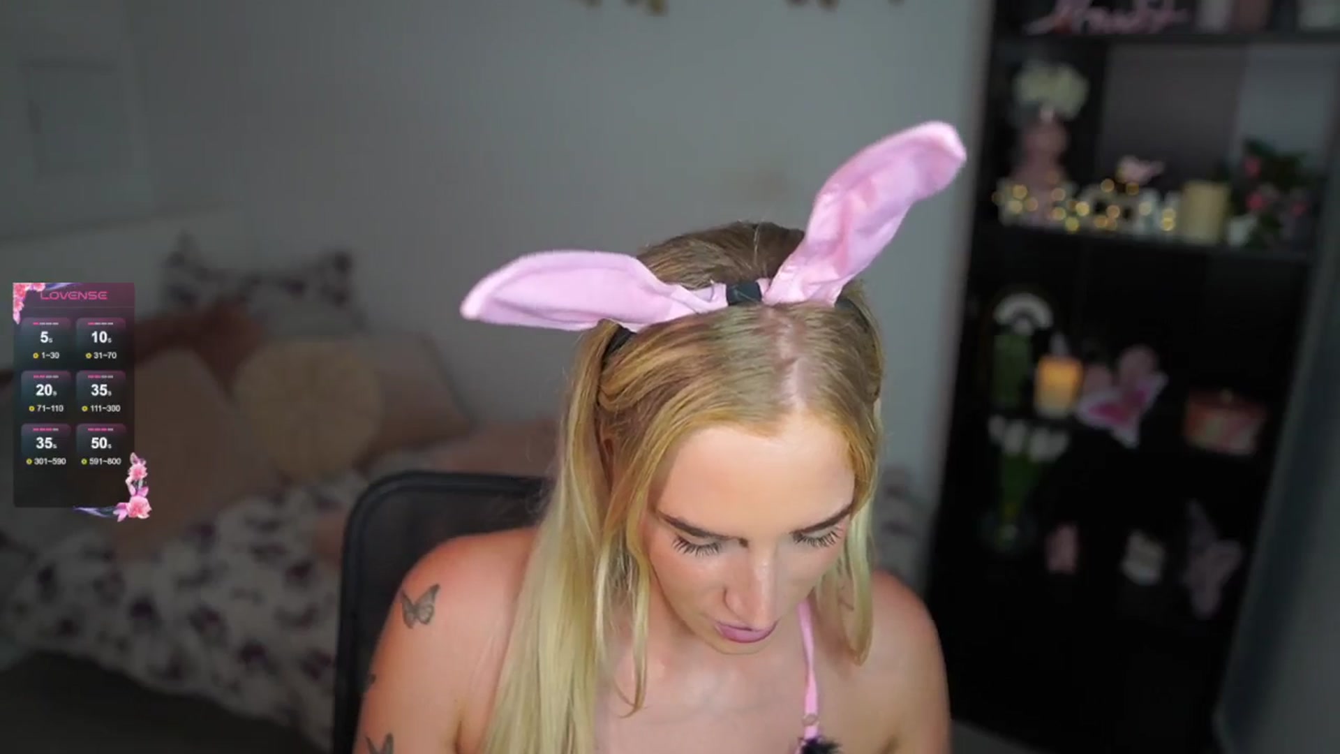 Gallery image thumbnail from NicoletteShea's myfreecams stream on, 07/30/2024, 14:50 image 10 of 20