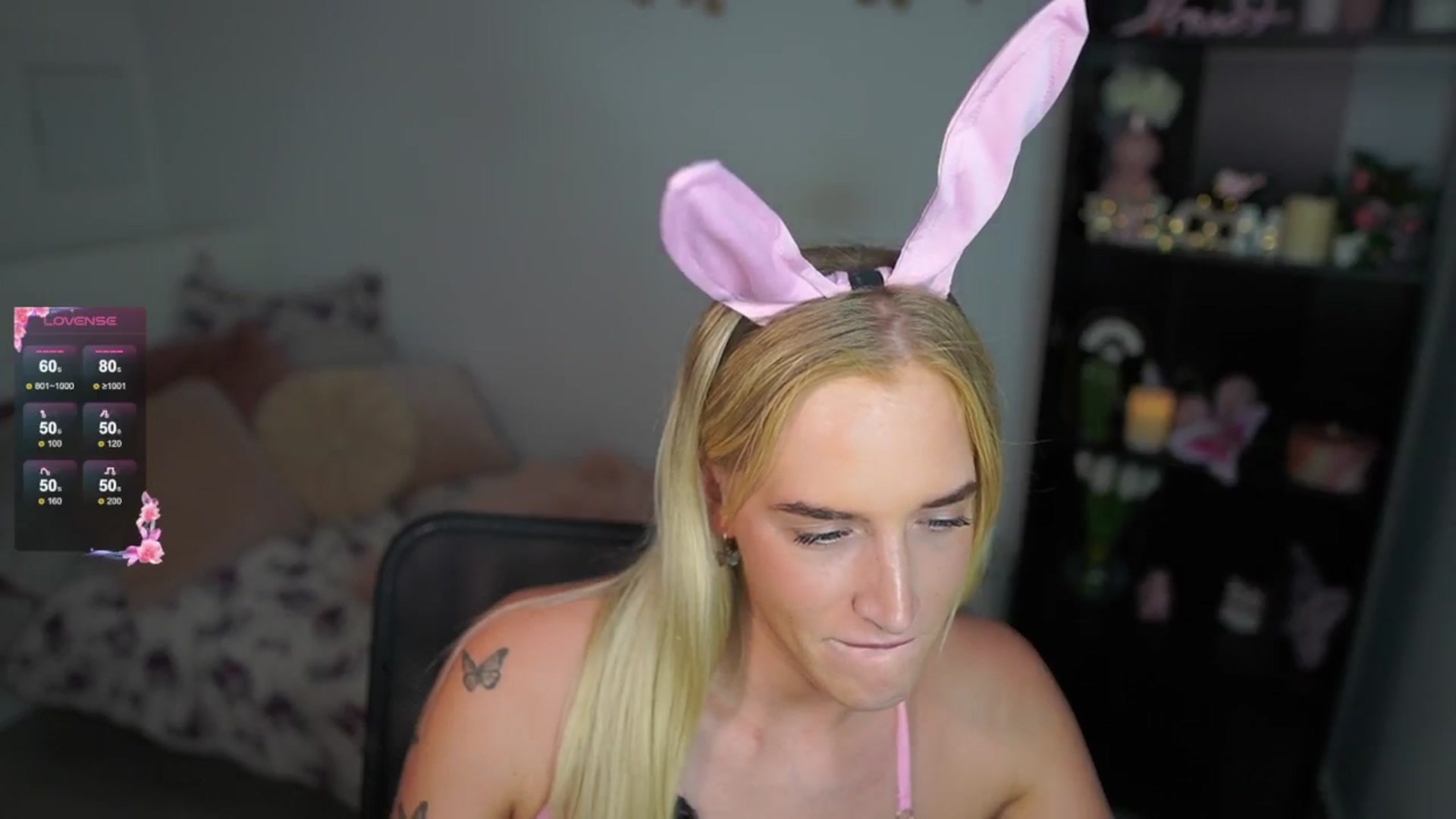 Gallery image thumbnail from NicoletteShea's myfreecams stream on, 07/30/2024, 16:03 image 18 of 20
