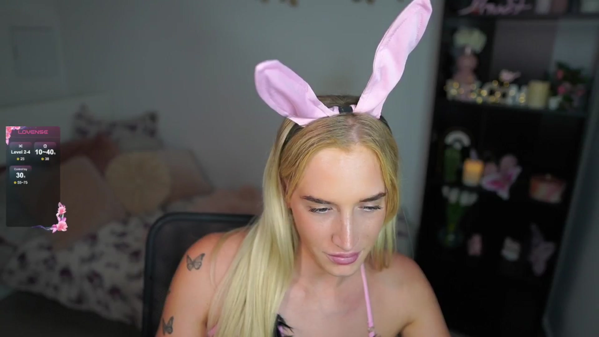 Gallery image thumbnail from NicoletteShea's myfreecams stream on, 07/30/2024, 16:03 image 9 of 20