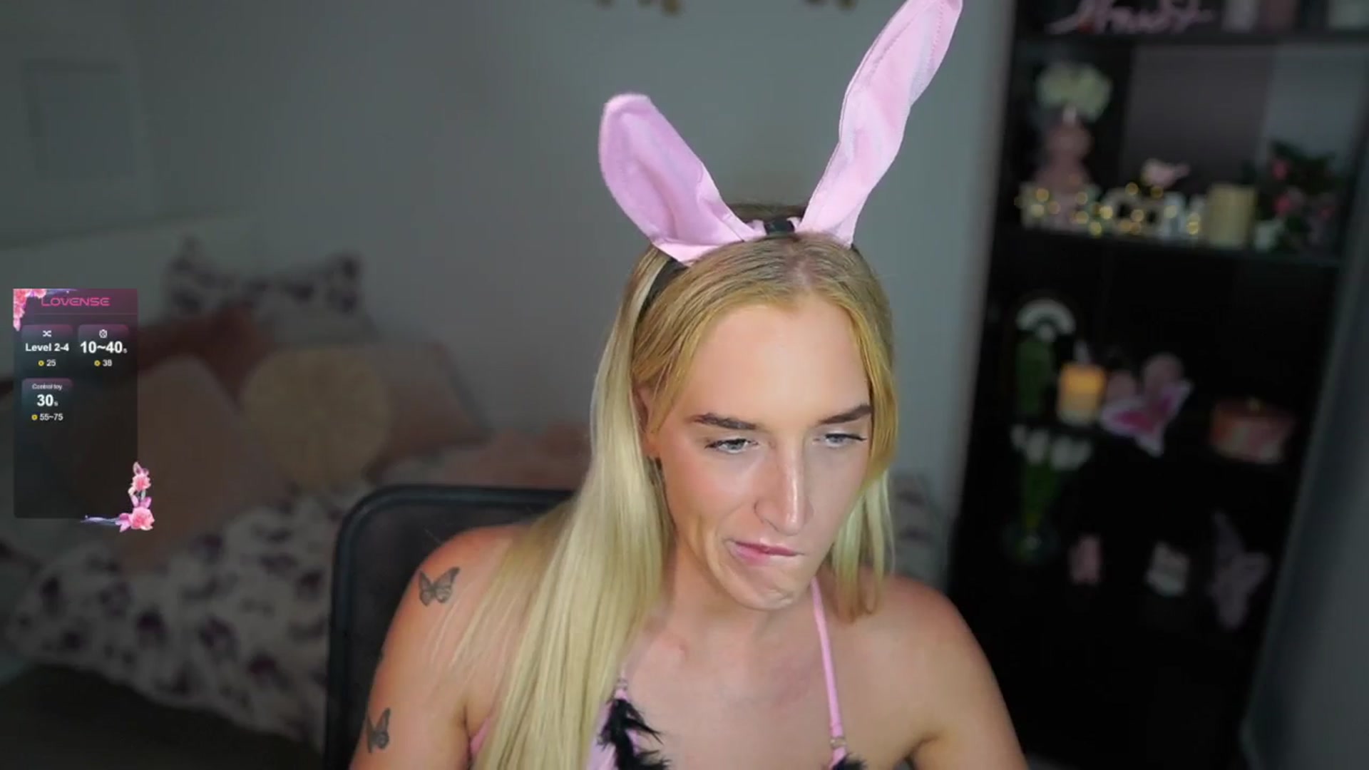 Gallery image thumbnail from NicoletteShea's myfreecams stream on, 07/30/2024, 16:03 image 12 of 20
