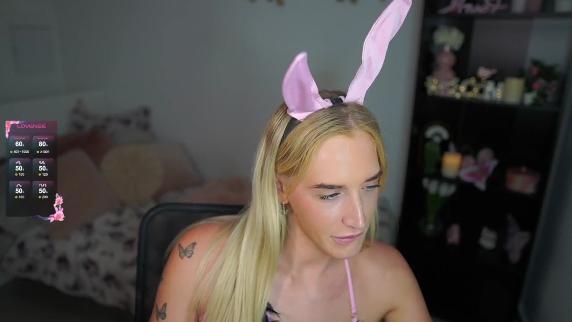 Gallery image thumbnail from NicoletteShea's myfreecams stream on, 07/30/2024, 16:03 image 7 of 20