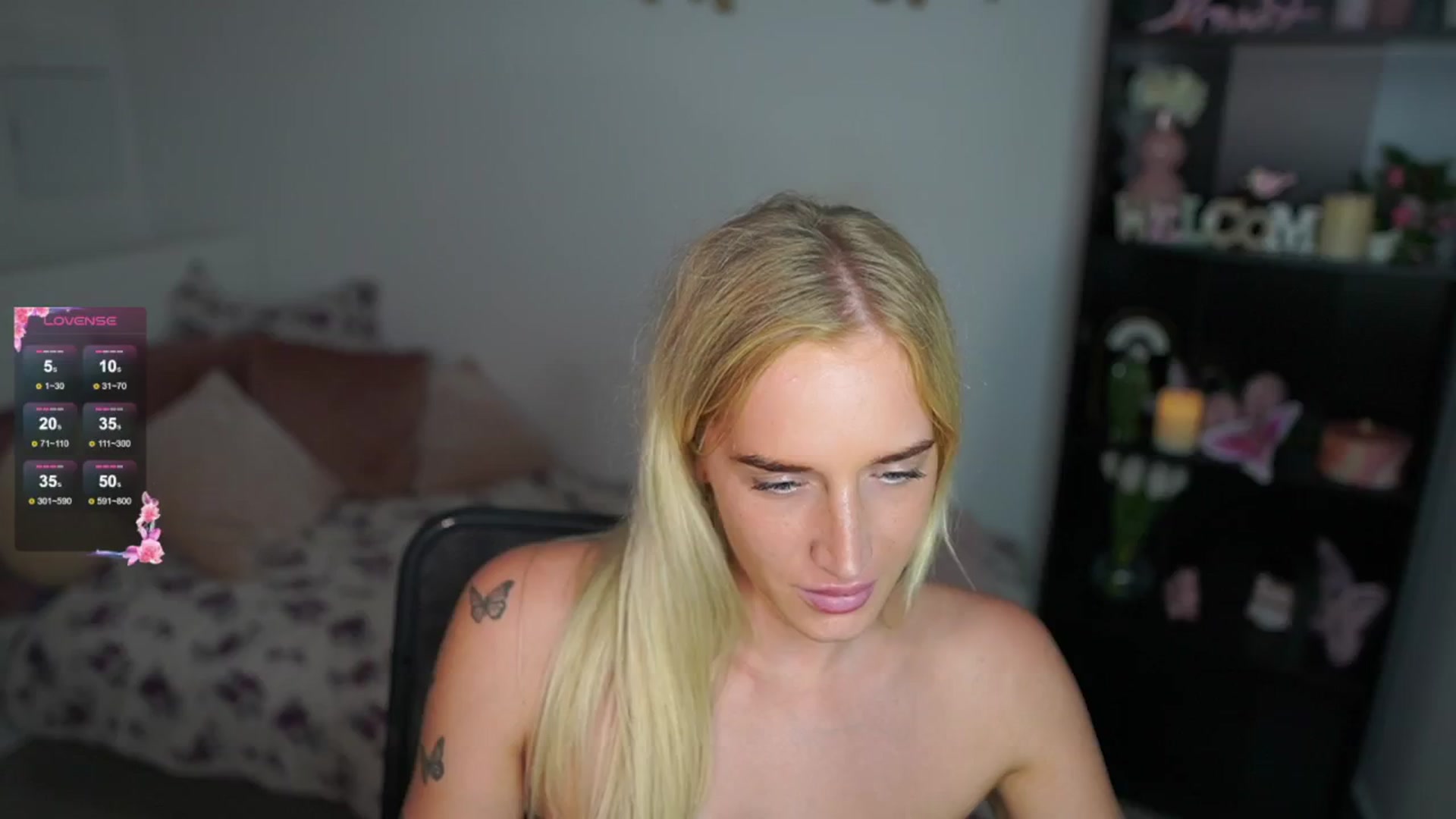 Gallery image thumbnail from NicoletteShea's myfreecams stream on, 08/02/2024, 14:36 image 12 of 20