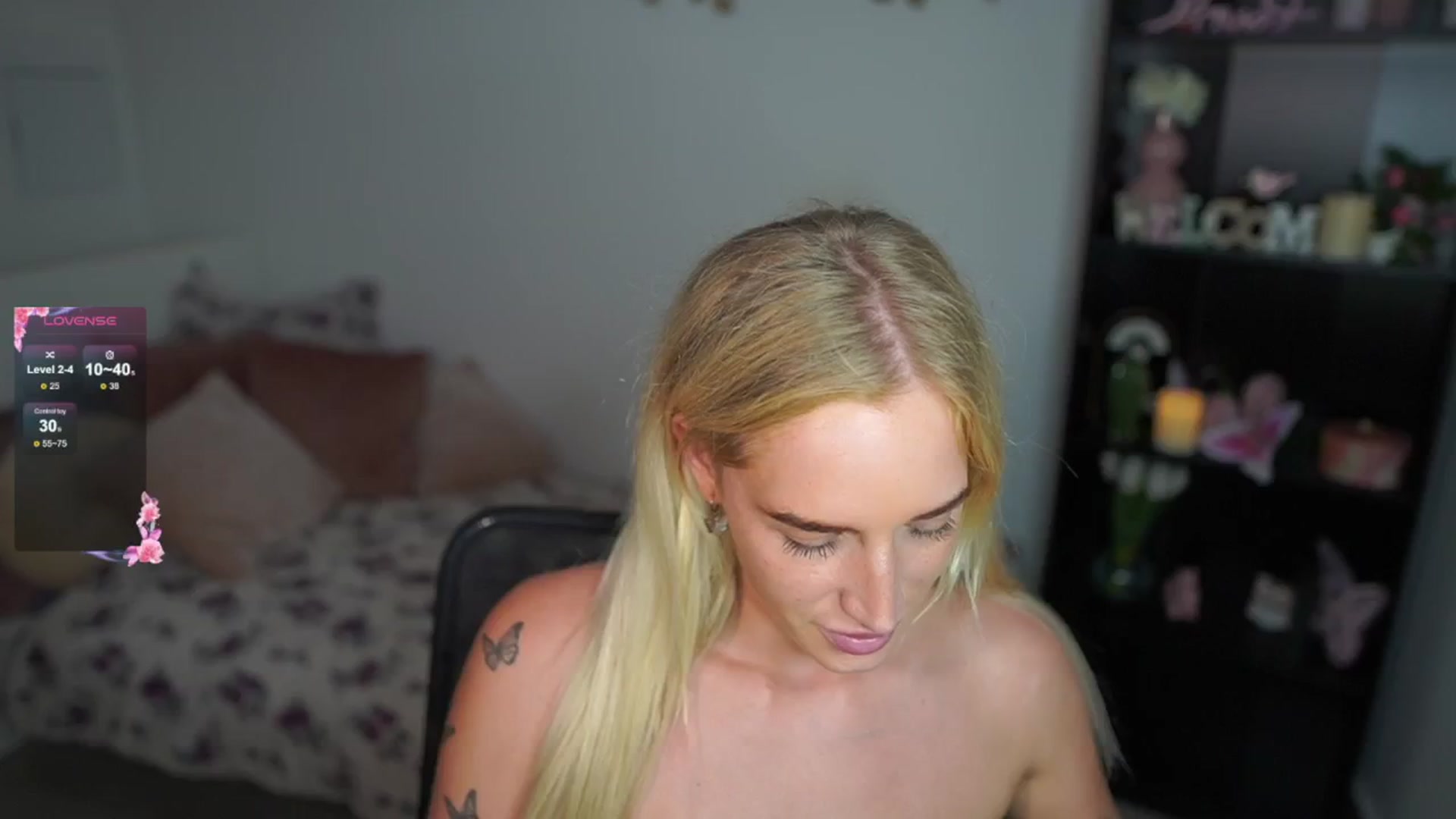 Gallery image thumbnail from NicoletteShea's myfreecams stream on, 08/02/2024, 15:37 image 6 of 20