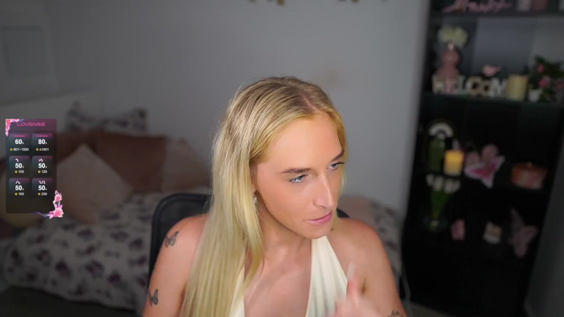 Gallery image thumbnail from NicoletteShea's myfreecams stream on, 08/04/2024, 23:07 image 5 of 20