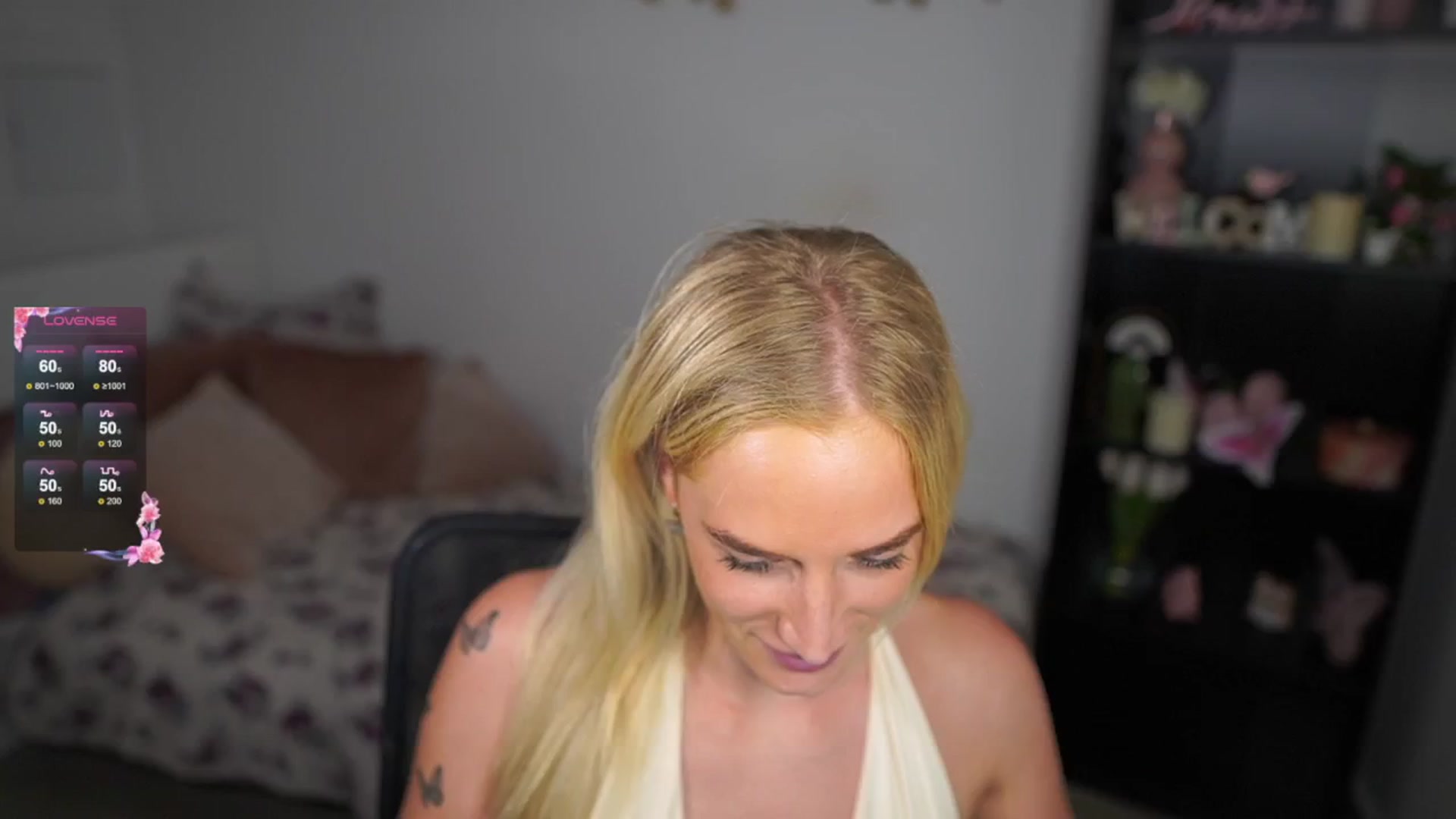 Gallery image thumbnail from NicoletteShea's myfreecams stream on, 08/05/2024, 24:45 image 7 of 20