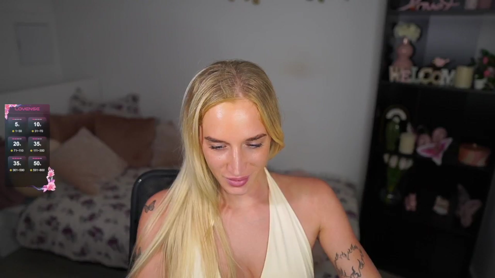 Gallery image thumbnail from NicoletteShea's myfreecams stream on, 08/05/2024, 03:01 image 19 of 20