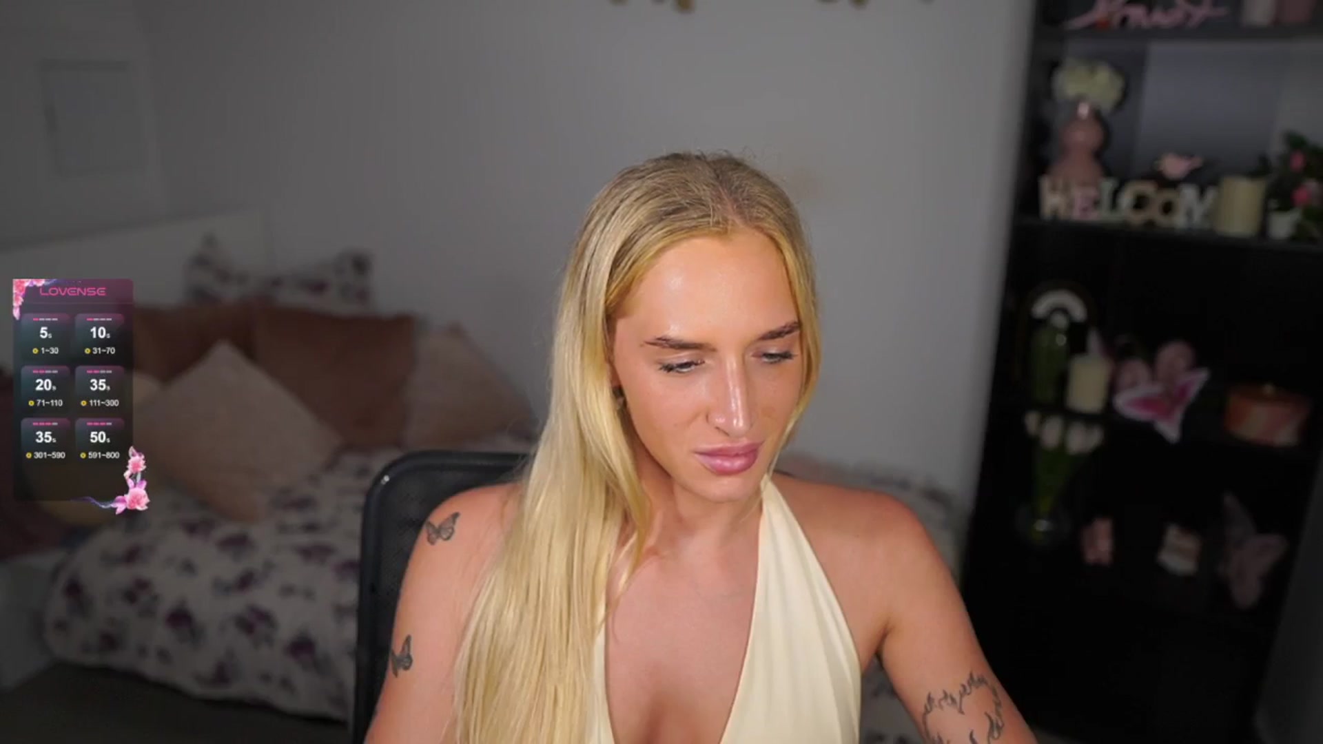 Gallery image thumbnail from NicoletteShea's myfreecams stream on, 08/05/2024, 03:01 image 9 of 20