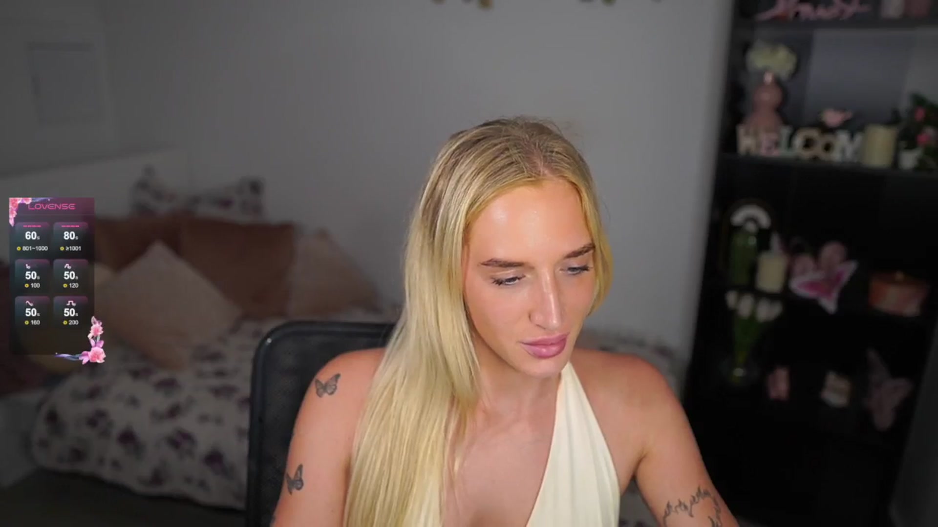 Gallery image thumbnail from NicoletteShea's myfreecams stream on, 08/05/2024, 03:01 image 20 of 20