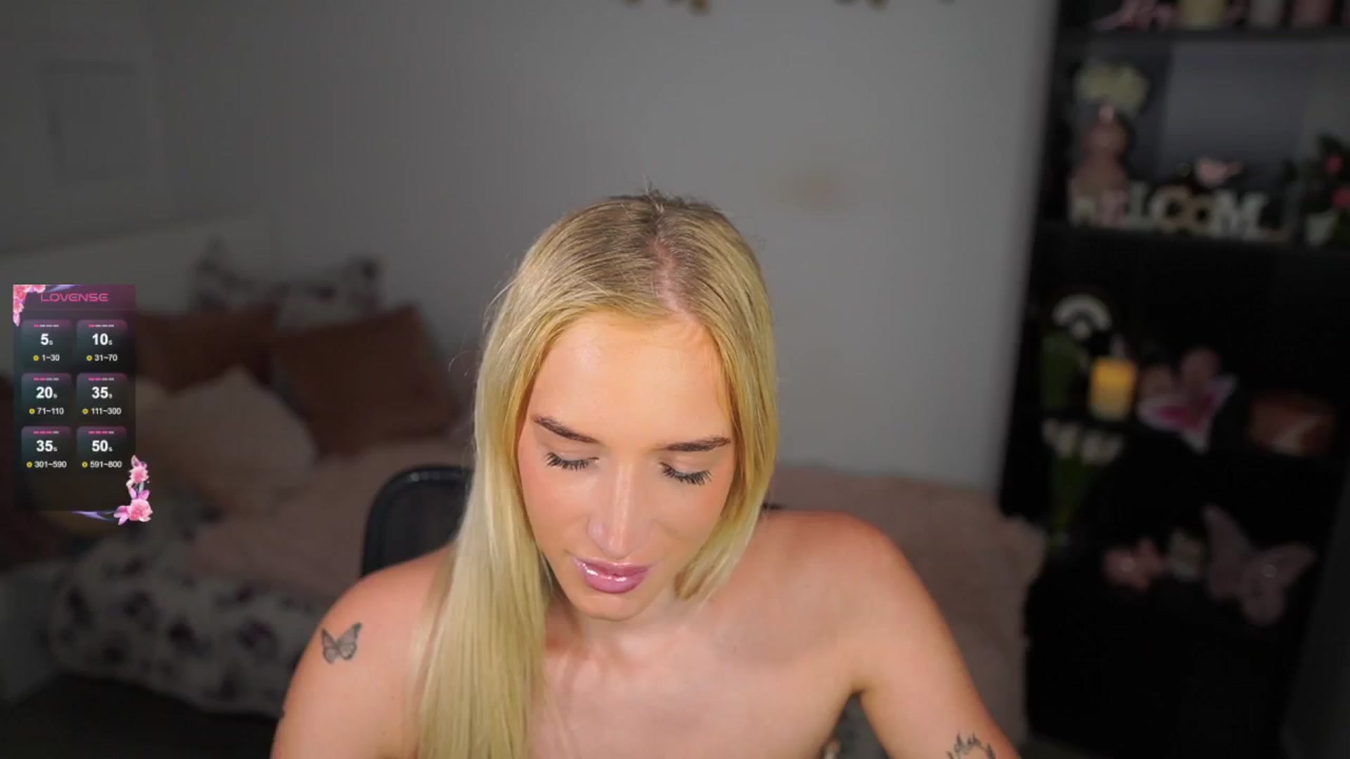 Gallery image thumbnail from NicoletteShea's myfreecams stream on, 08/06/2024, 08:46 image 9 of 20