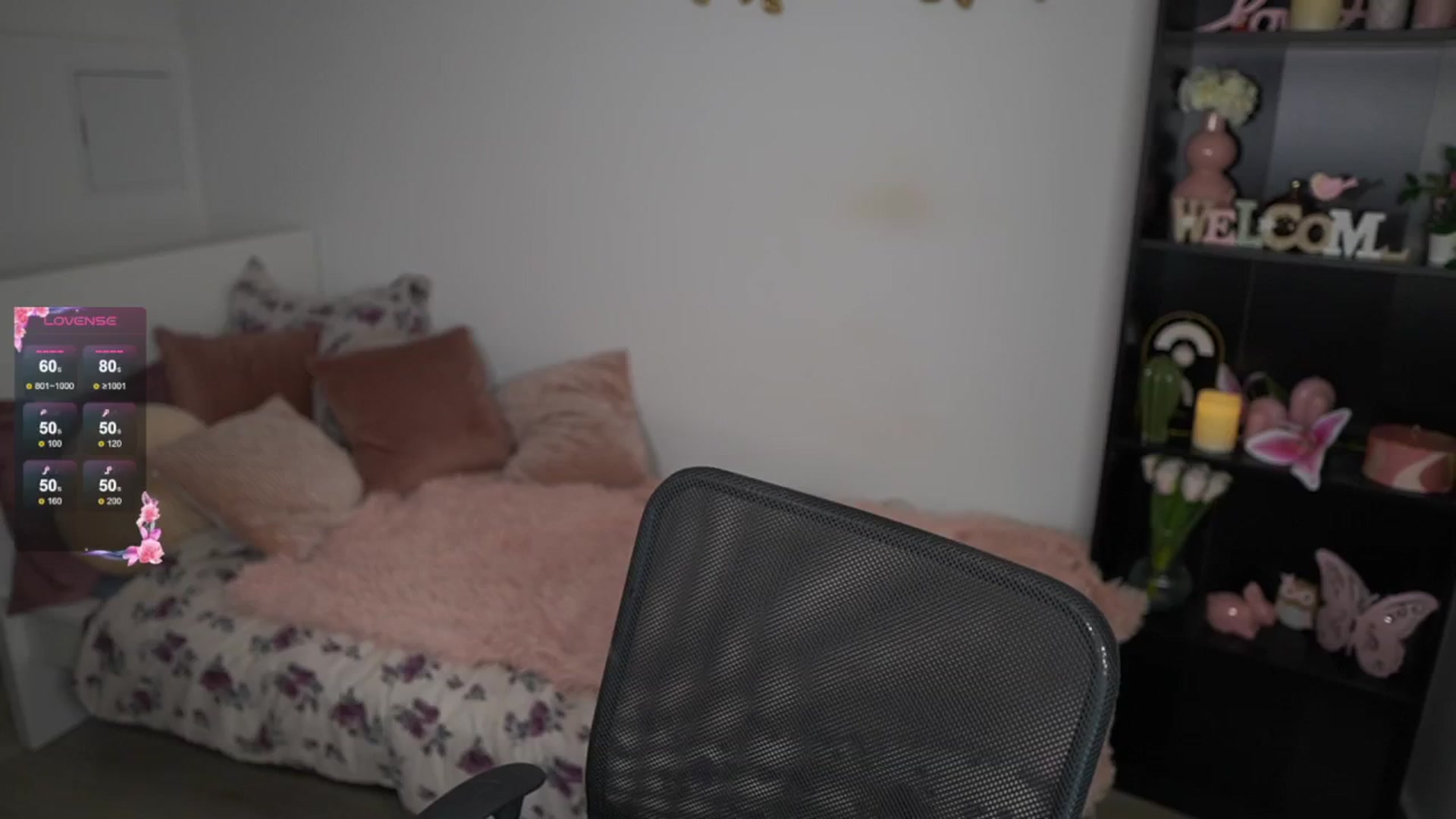 Gallery image thumbnail from NicoletteShea's myfreecams stream on, 08/06/2024, 11:10 image 9 of 20