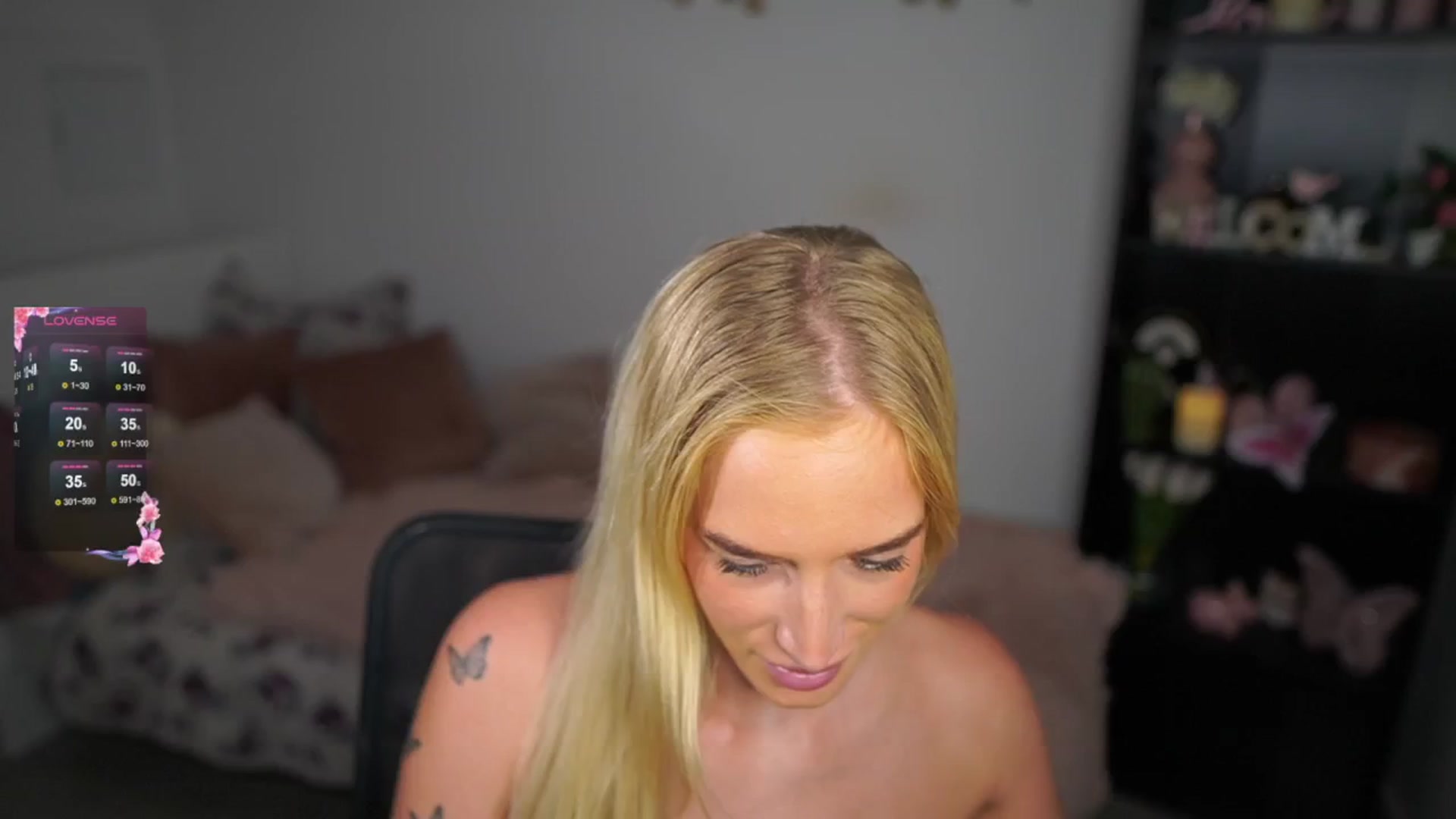 Gallery image thumbnail from NicoletteShea's myfreecams stream on, 08/06/2024, 11:10 image 2 of 20