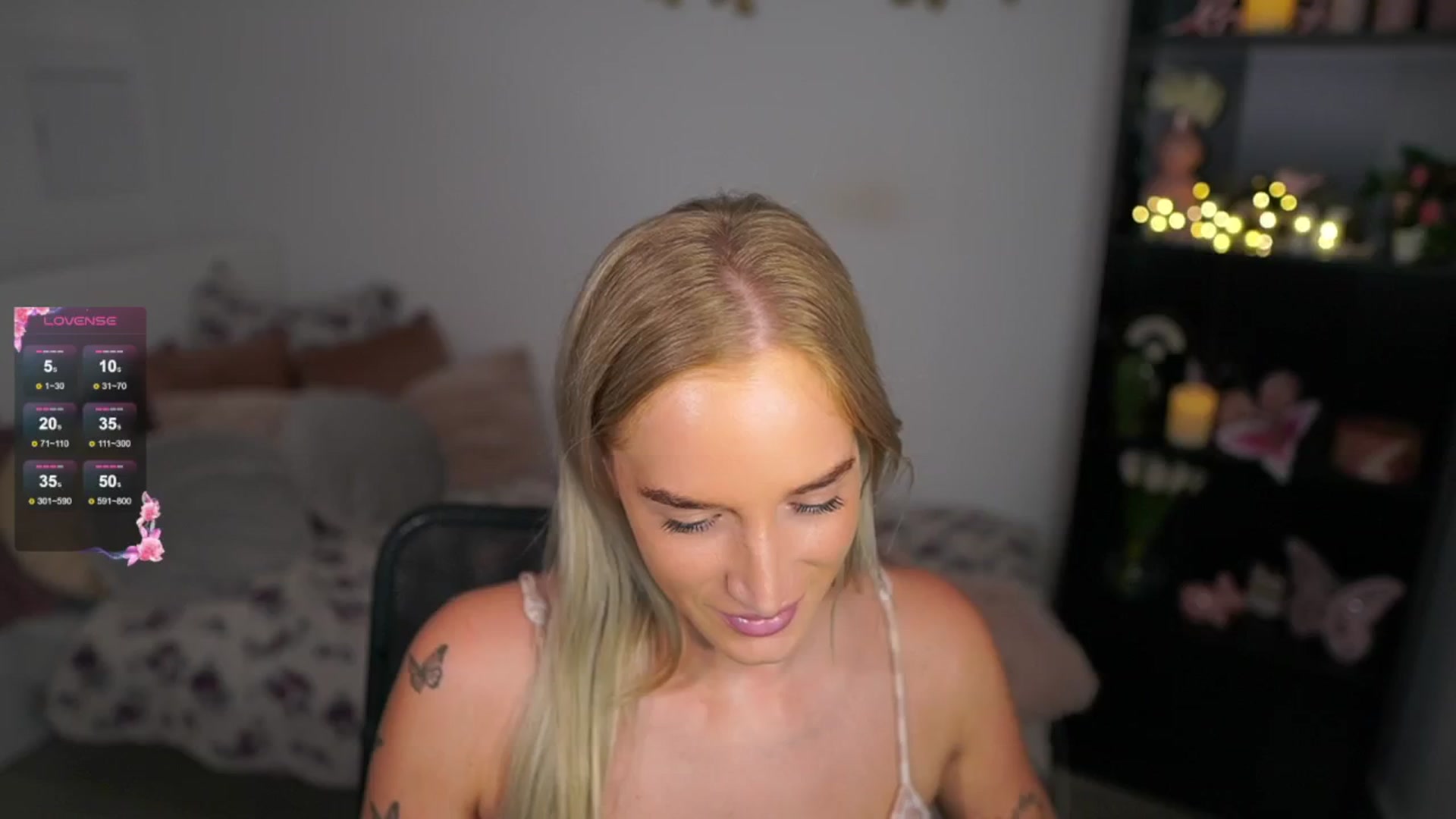 Gallery image thumbnail from NicoletteShea's myfreecams stream on, 08/09/2024, 16:22 image 10 of 20