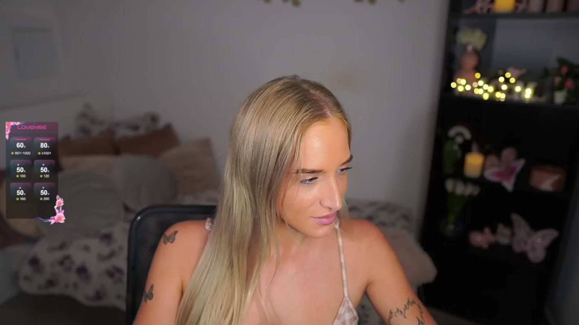 Gallery image thumbnail from NicoletteShea's myfreecams stream on, 08/09/2024, 16:22 image 14 of 20
