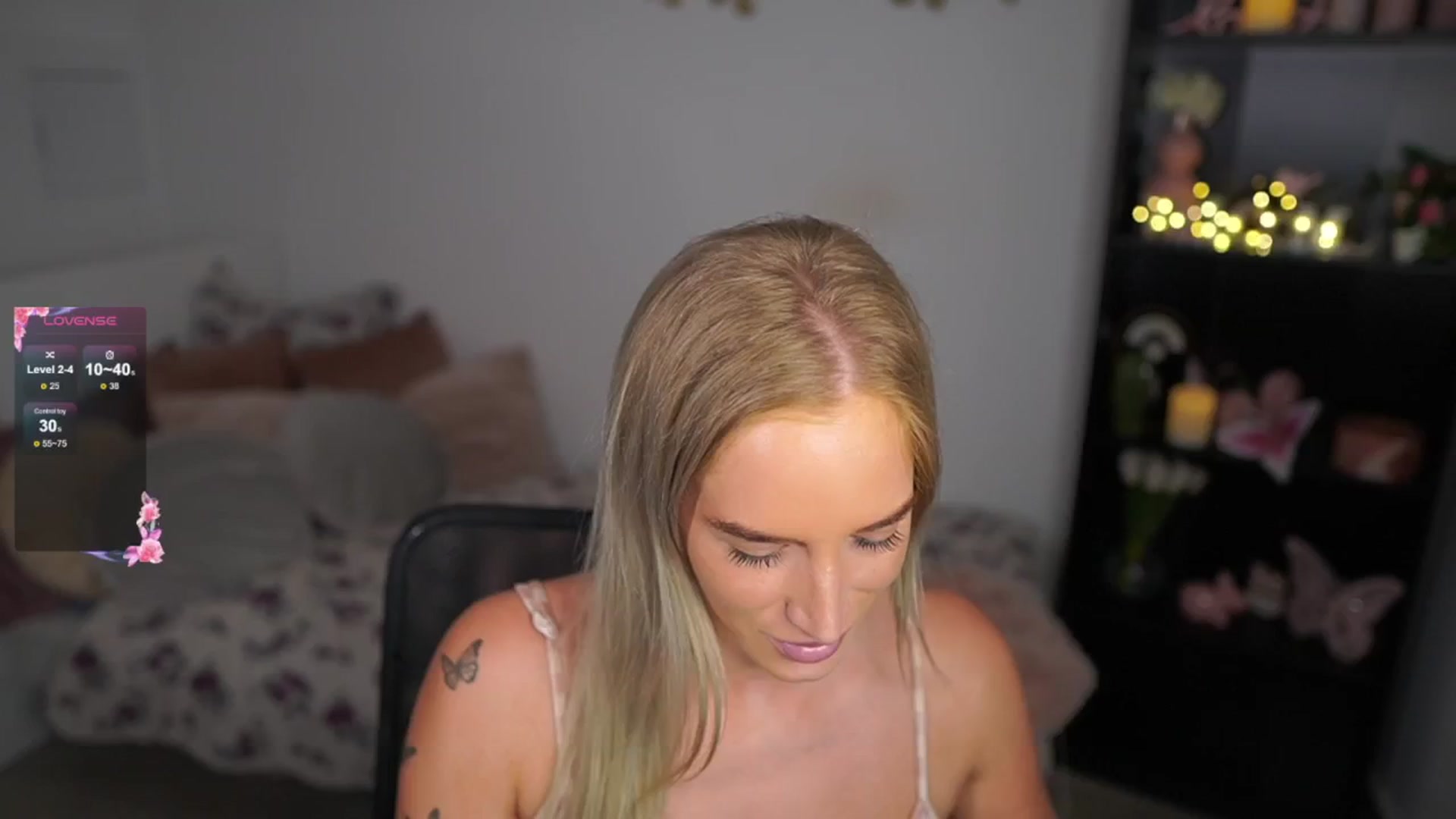 Gallery image thumbnail from NicoletteShea's myfreecams stream on, 08/09/2024, 17:40 image 11 of 20