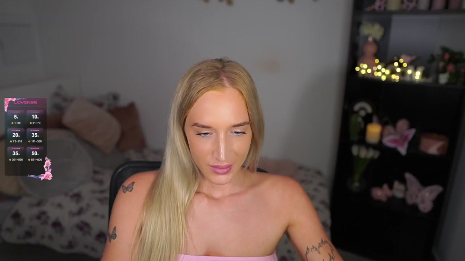 Gallery image thumbnail from NicoletteShea's myfreecams stream on, 08/11/2024, 15:36 image 8 of 20