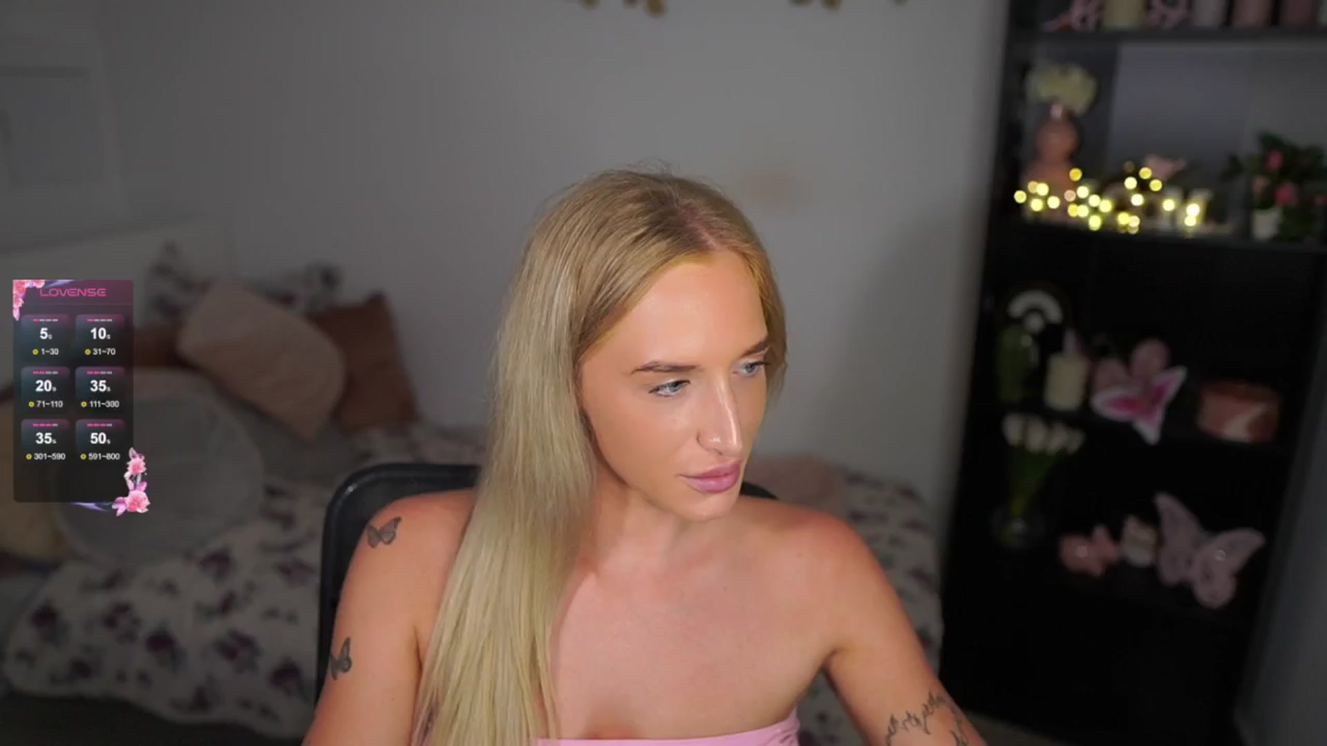 Gallery image thumbnail from NicoletteShea's myfreecams stream on, 08/11/2024, 18:03 image 9 of 20
