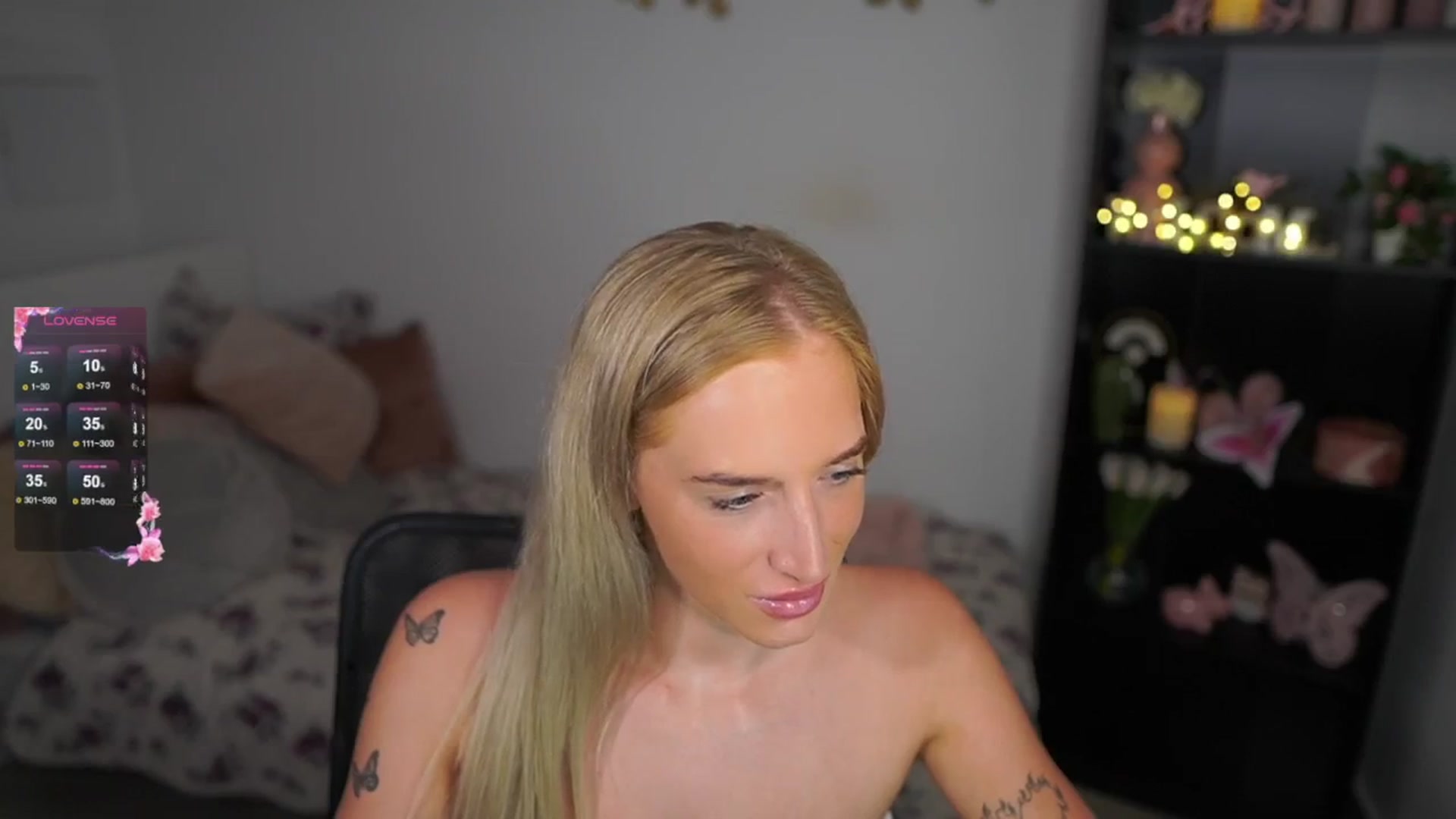 Gallery image thumbnail from NicoletteShea's myfreecams stream on, 08/12/2024, 14:06 image 4 of 20