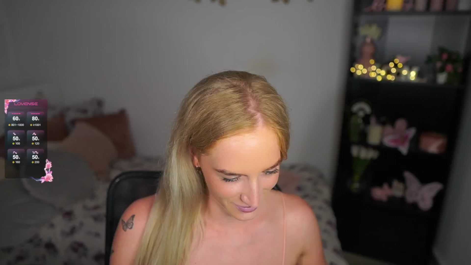 Gallery image thumbnail from NicoletteShea's myfreecams stream on, 08/15/2024, 17:32 image 5 of 20