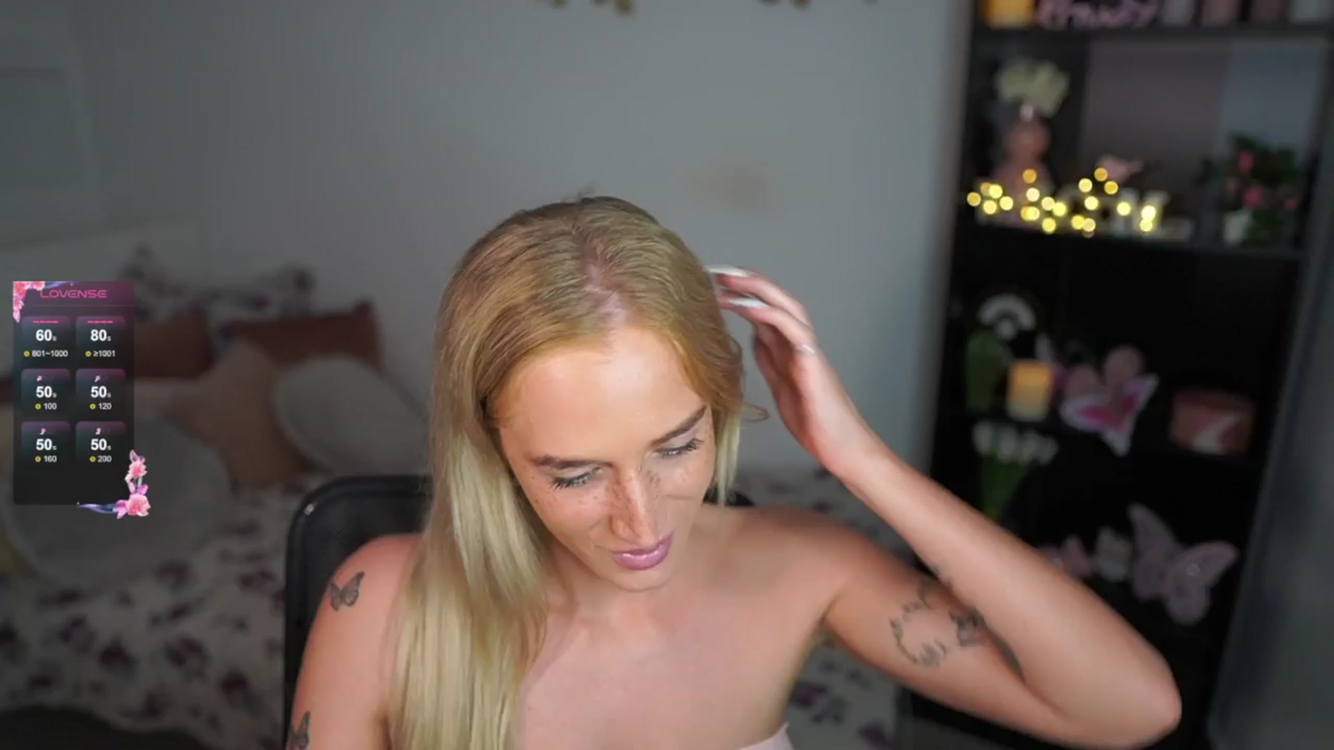 Gallery image thumbnail from NicoletteShea's myfreecams stream on, 08/16/2024, 17:34 image 7 of 20