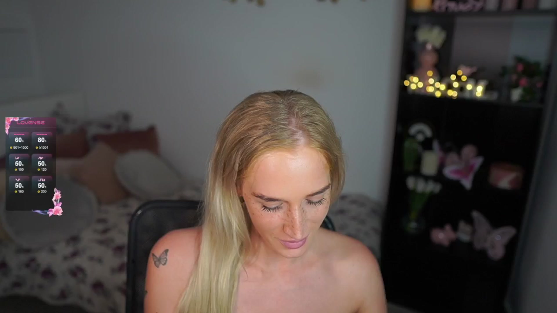 Gallery image thumbnail from NicoletteShea's myfreecams stream on, 08/16/2024, 17:58 image 3 of 20