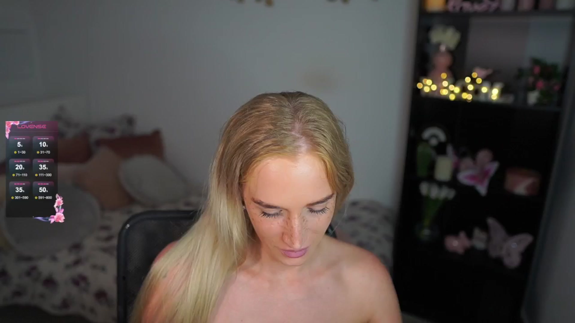 Gallery image thumbnail from NicoletteShea's myfreecams stream on, 08/16/2024, 17:58 image 12 of 20