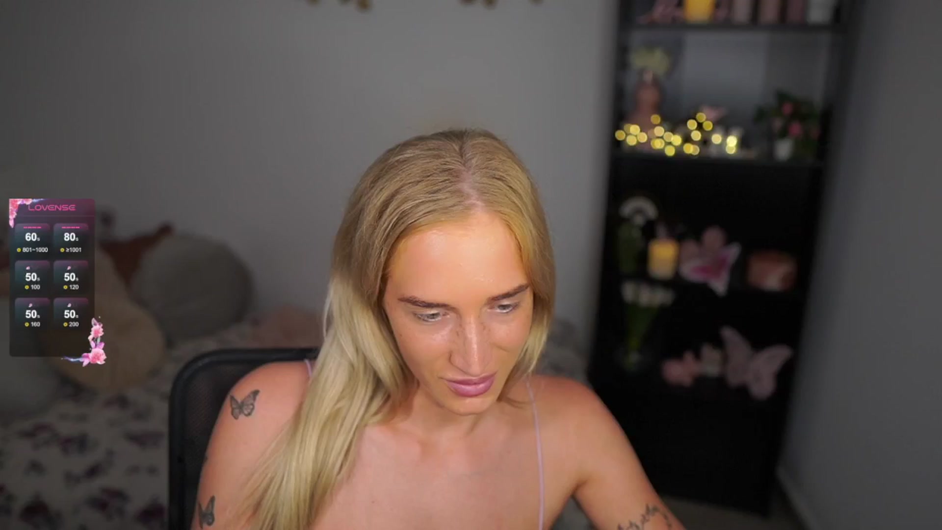 Gallery image thumbnail from NicoletteShea's myfreecams stream on, 08/17/2024, 11:50 image 15 of 20