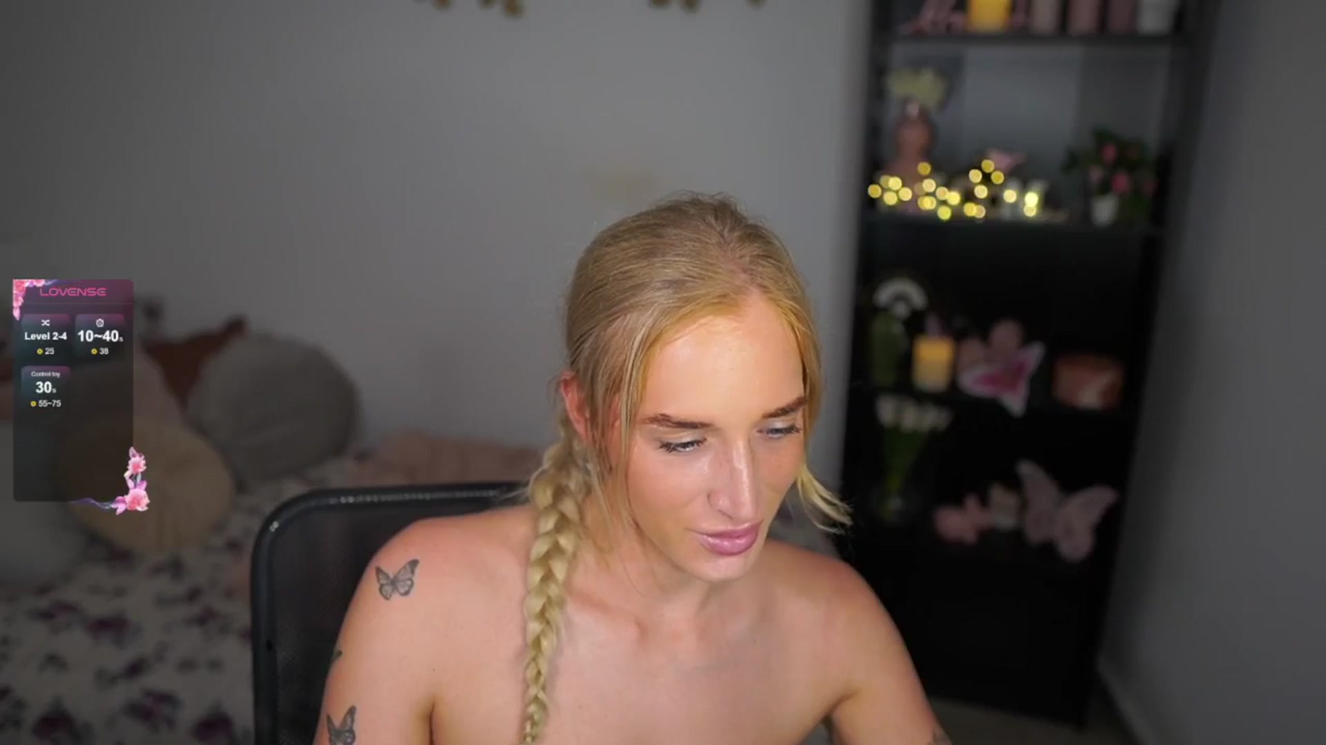 Gallery image thumbnail from NicoletteShea's myfreecams stream on, 08/18/2024, 19:25 image 14 of 20