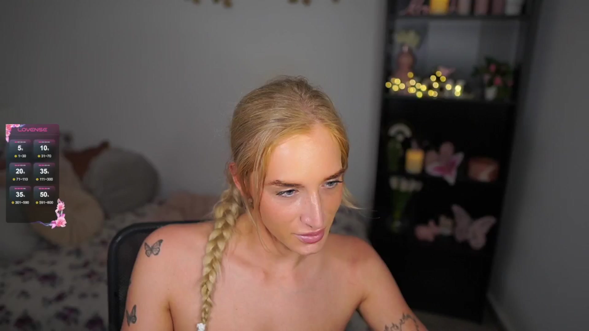 Gallery image thumbnail from NicoletteShea's myfreecams stream on, 08/18/2024, 19:25 image 12 of 20