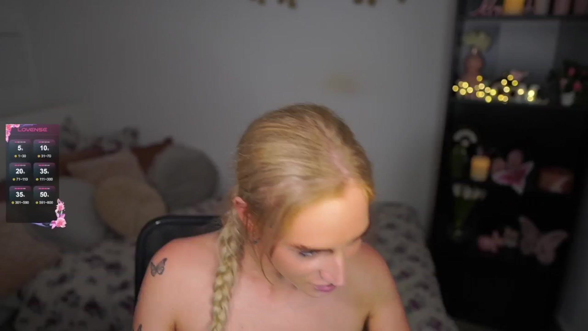 Gallery image thumbnail from NicoletteShea's myfreecams stream on, 08/18/2024, 20:44 image 11 of 20