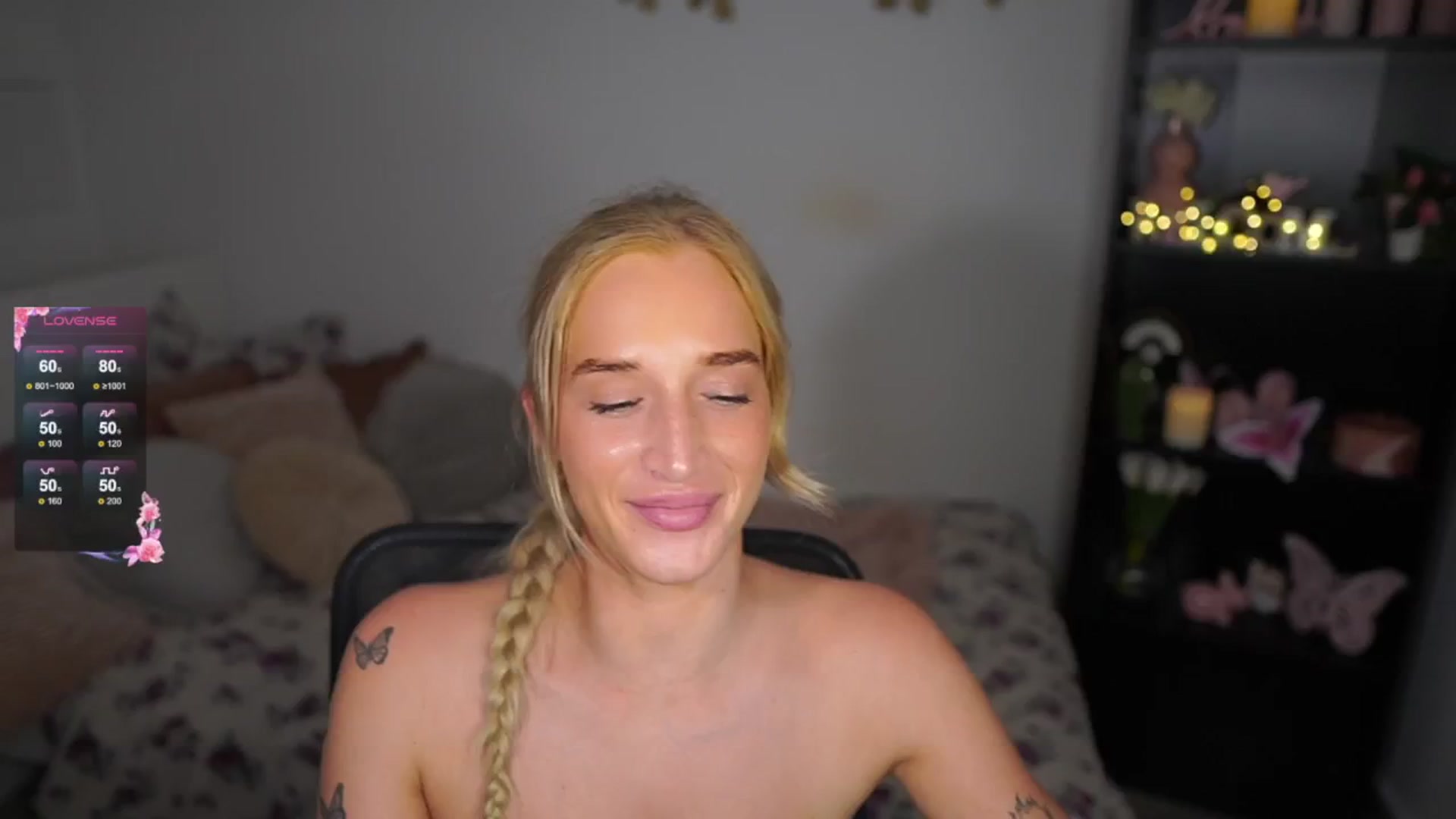 Gallery image thumbnail from NicoletteShea's myfreecams stream on, 08/18/2024, 20:44 image 4 of 20