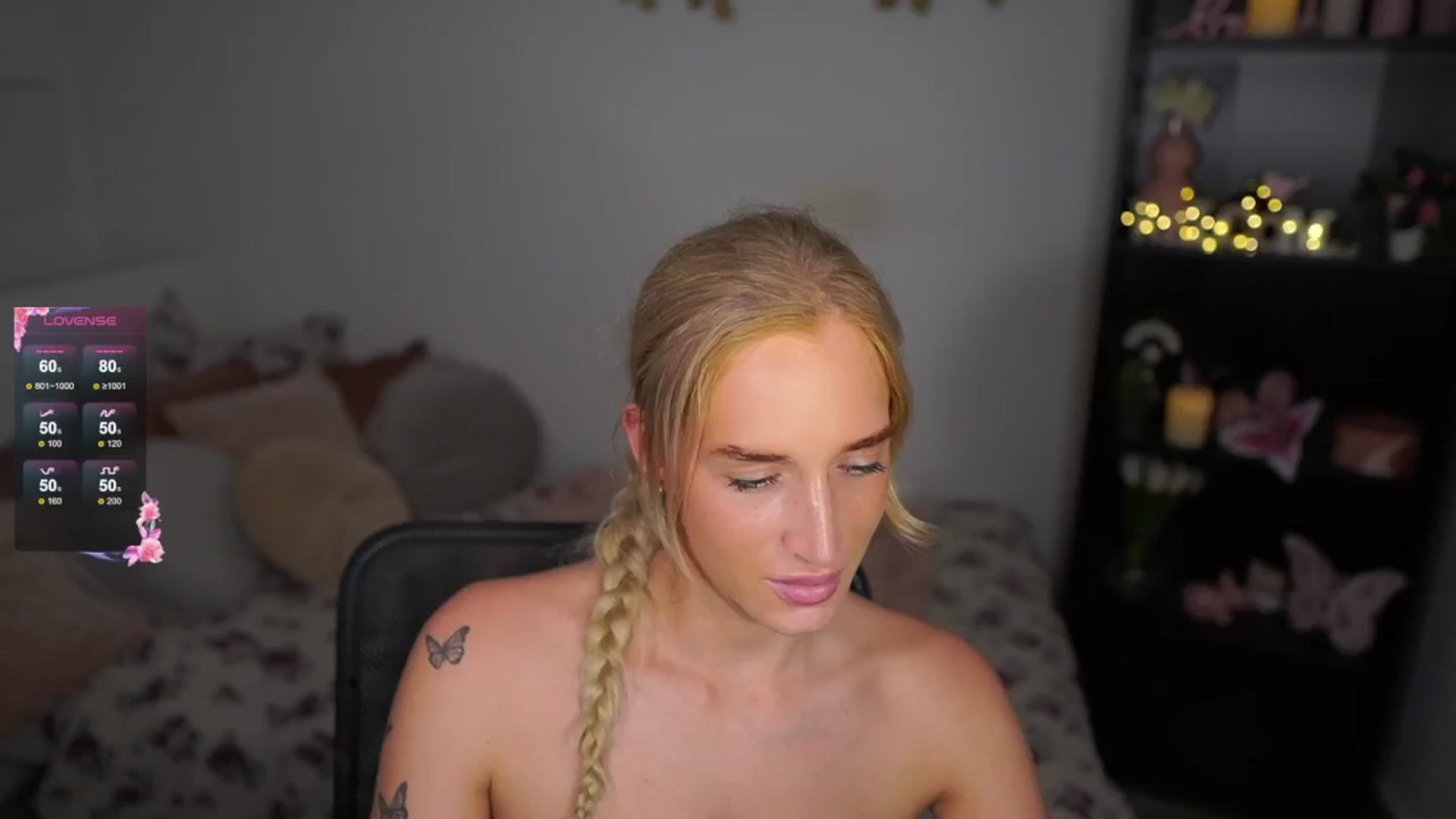 Gallery image thumbnail from NicoletteShea's myfreecams stream on, 08/18/2024, 20:44 image 1 of 20