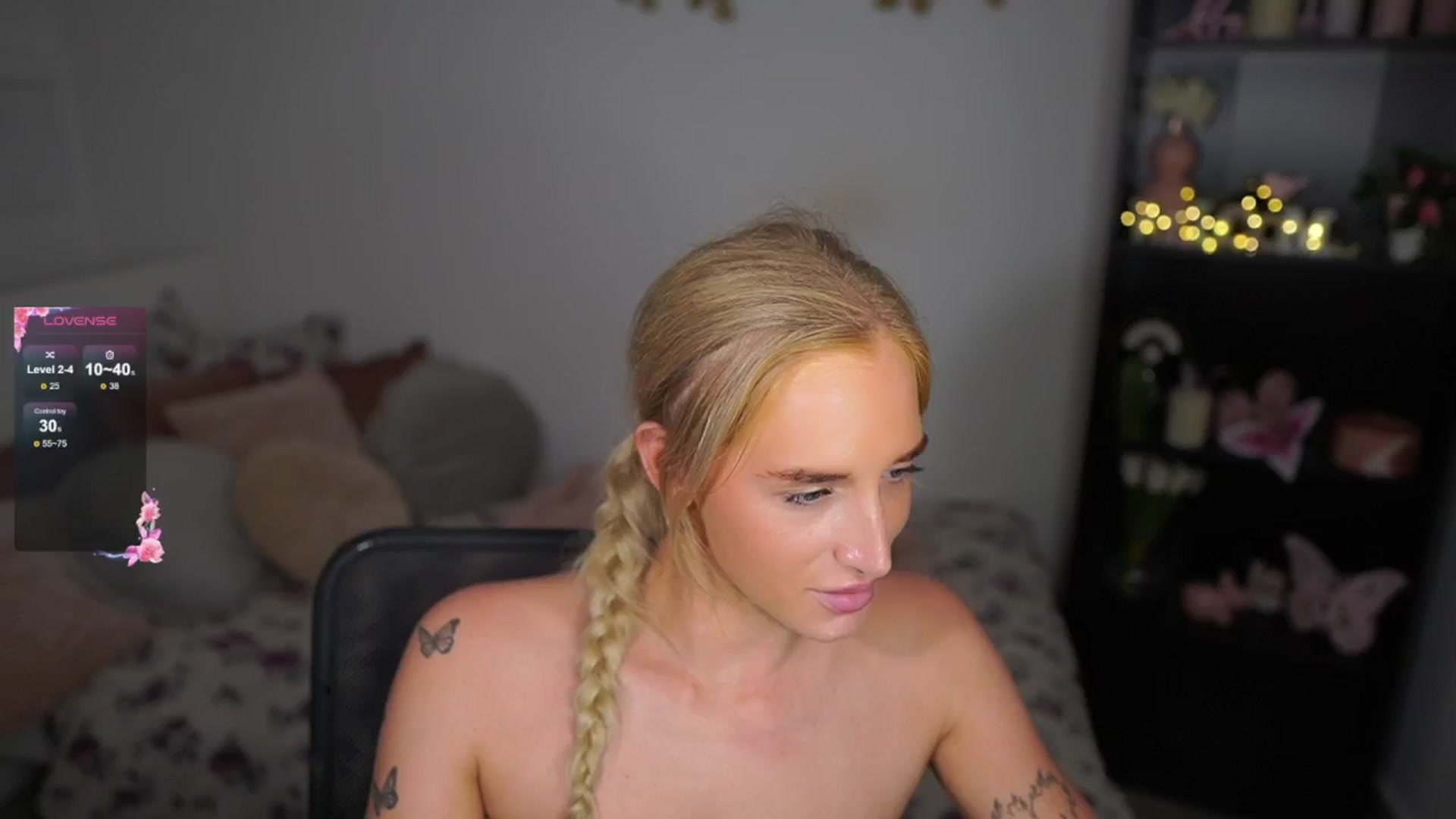 Gallery image thumbnail from NicoletteShea's myfreecams stream on, 08/18/2024, 23:03 image 11 of 20