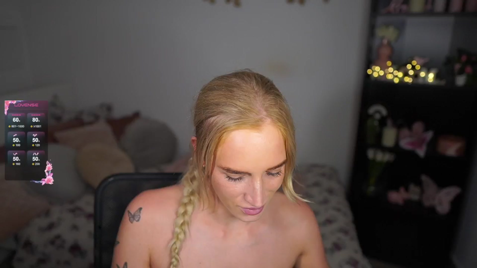 Gallery image thumbnail from NicoletteShea's myfreecams stream on, 08/18/2024, 23:03 image 3 of 20