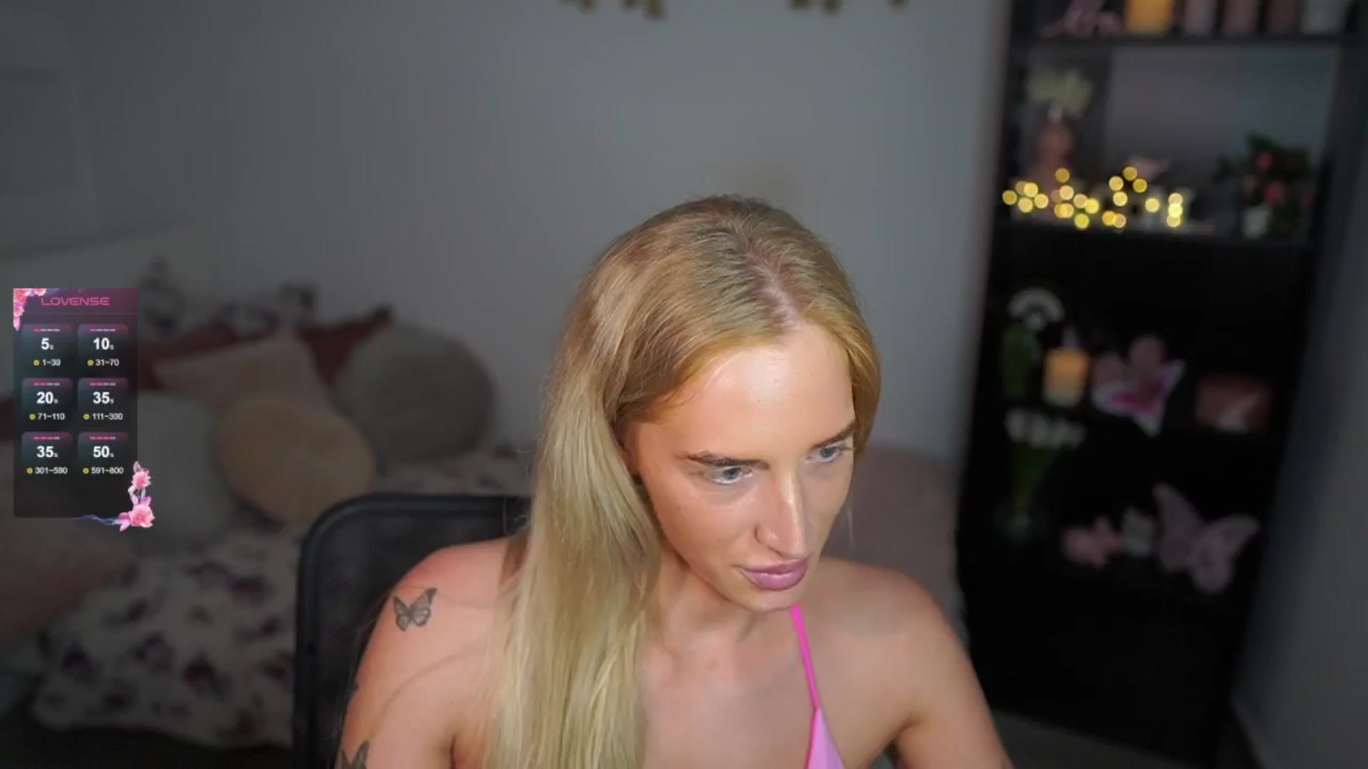 Gallery image thumbnail from NicoletteShea's myfreecams stream on, 08/20/2024, 12:11 image 13 of 20