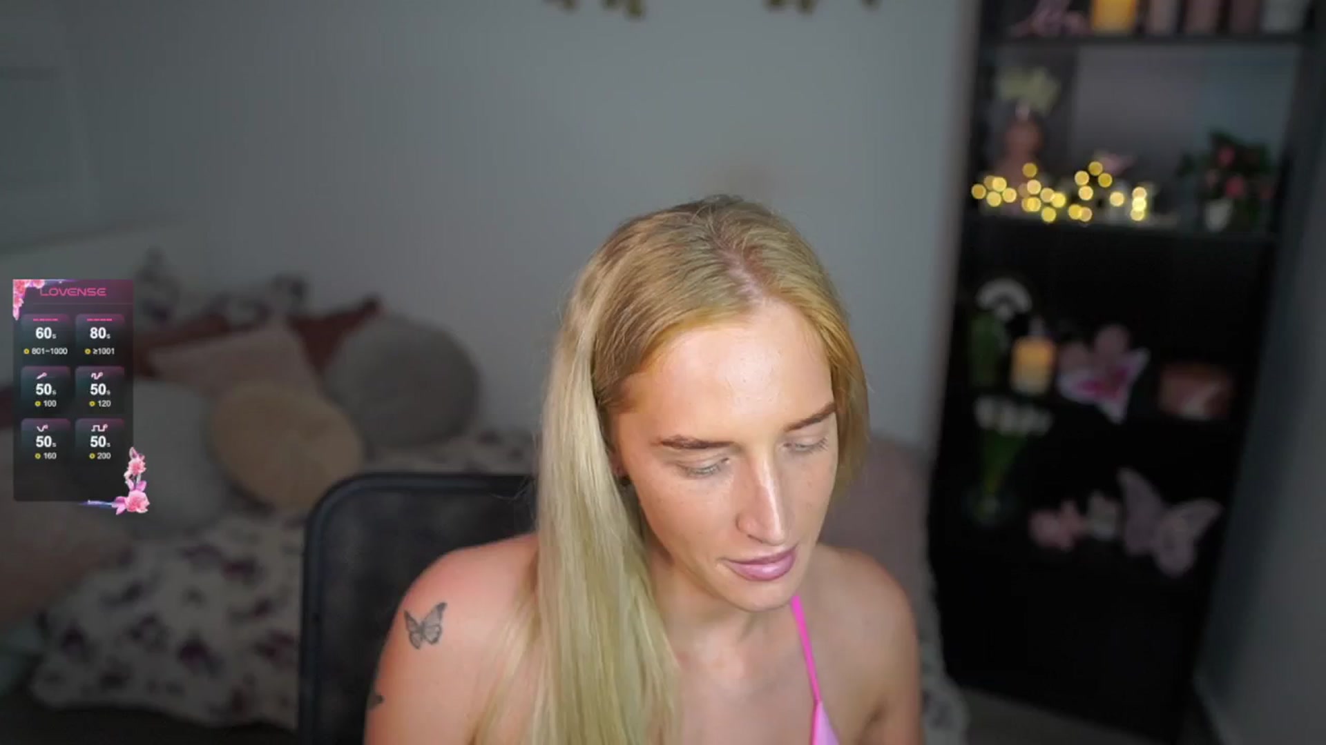 Gallery image thumbnail from NicoletteShea's myfreecams stream on, 08/20/2024, 12:11 image 14 of 20