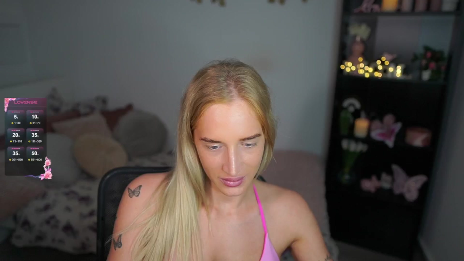 Gallery image thumbnail from NicoletteShea's myfreecams stream on, 08/20/2024, 12:11 image 5 of 20