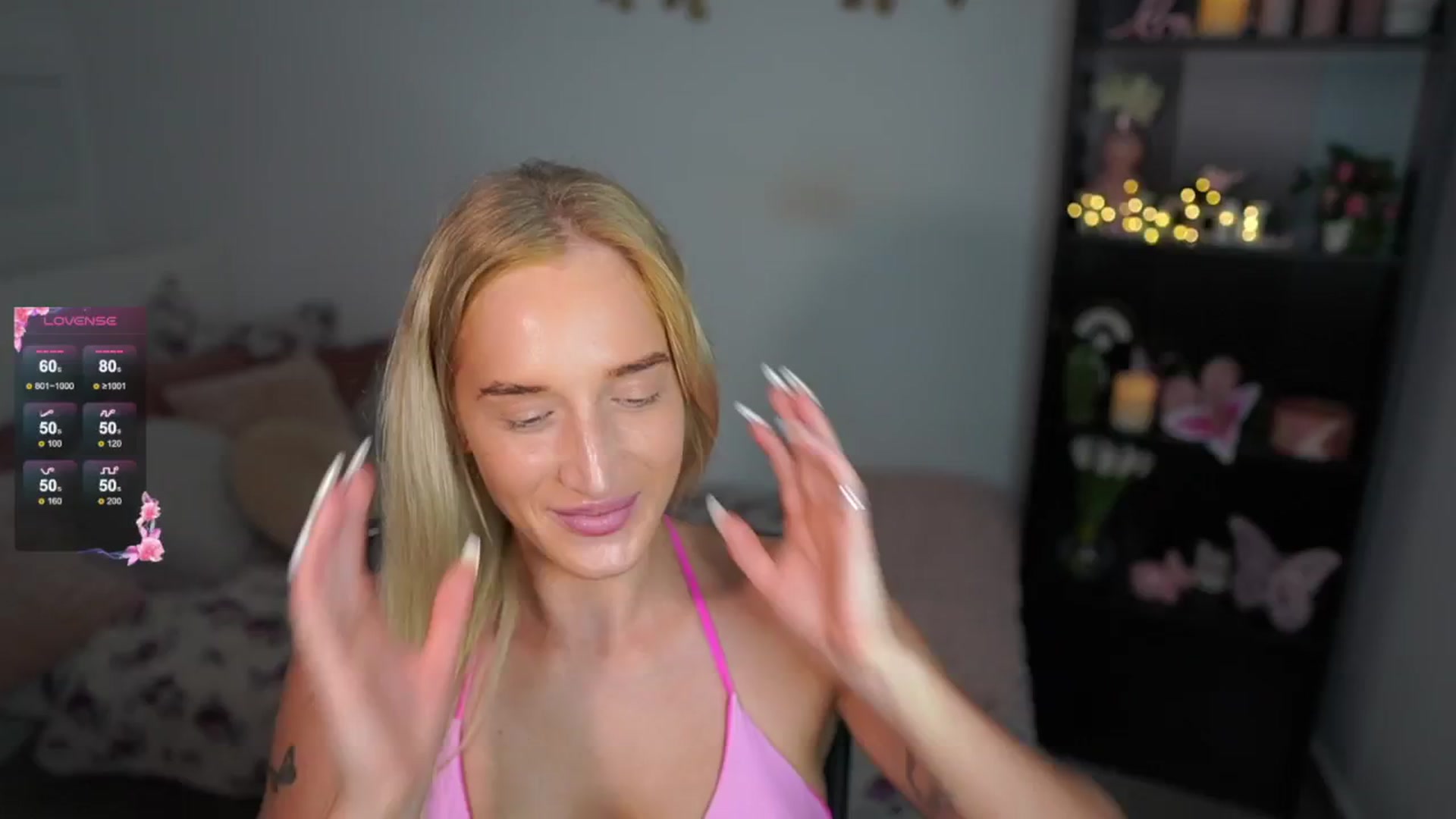 Gallery image thumbnail from NicoletteShea's myfreecams stream on, 08/20/2024, 12:11 image 7 of 20