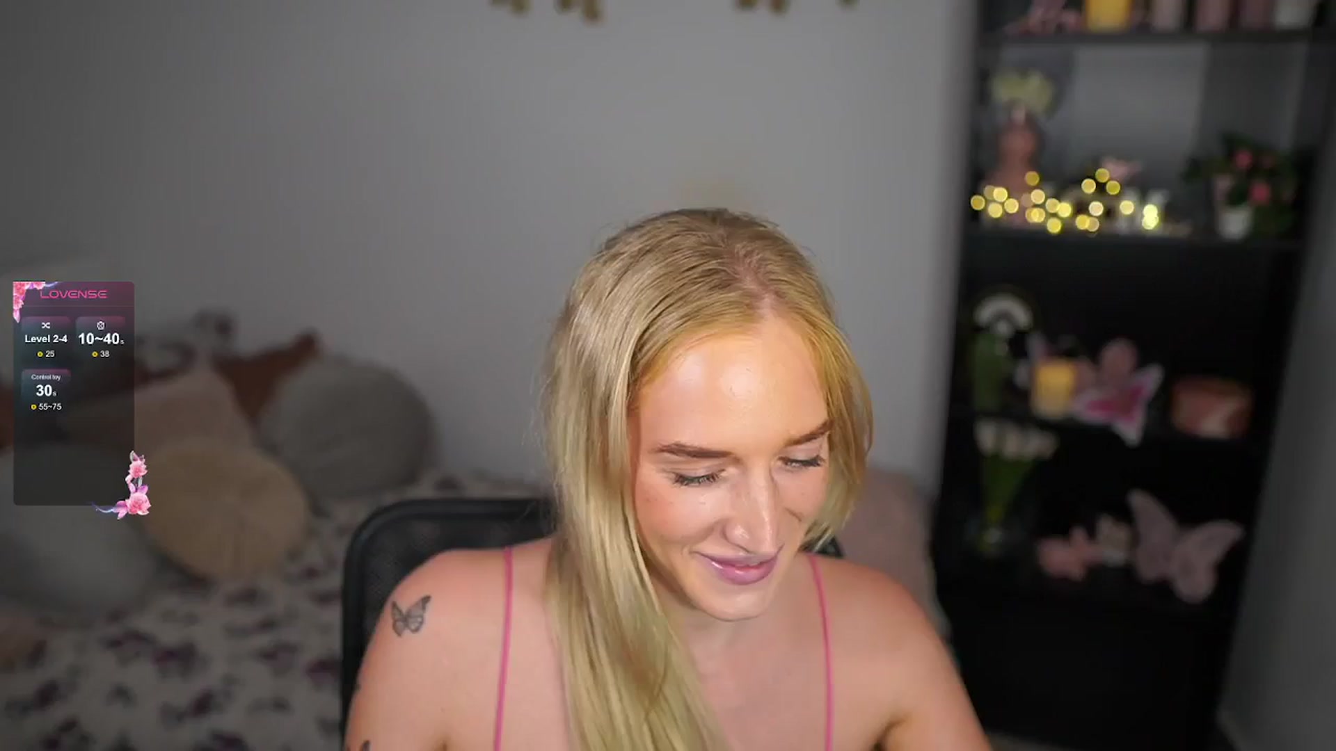 Gallery image thumbnail from NicoletteShea's myfreecams stream on, 08/21/2024, 16:58 image 4 of 20