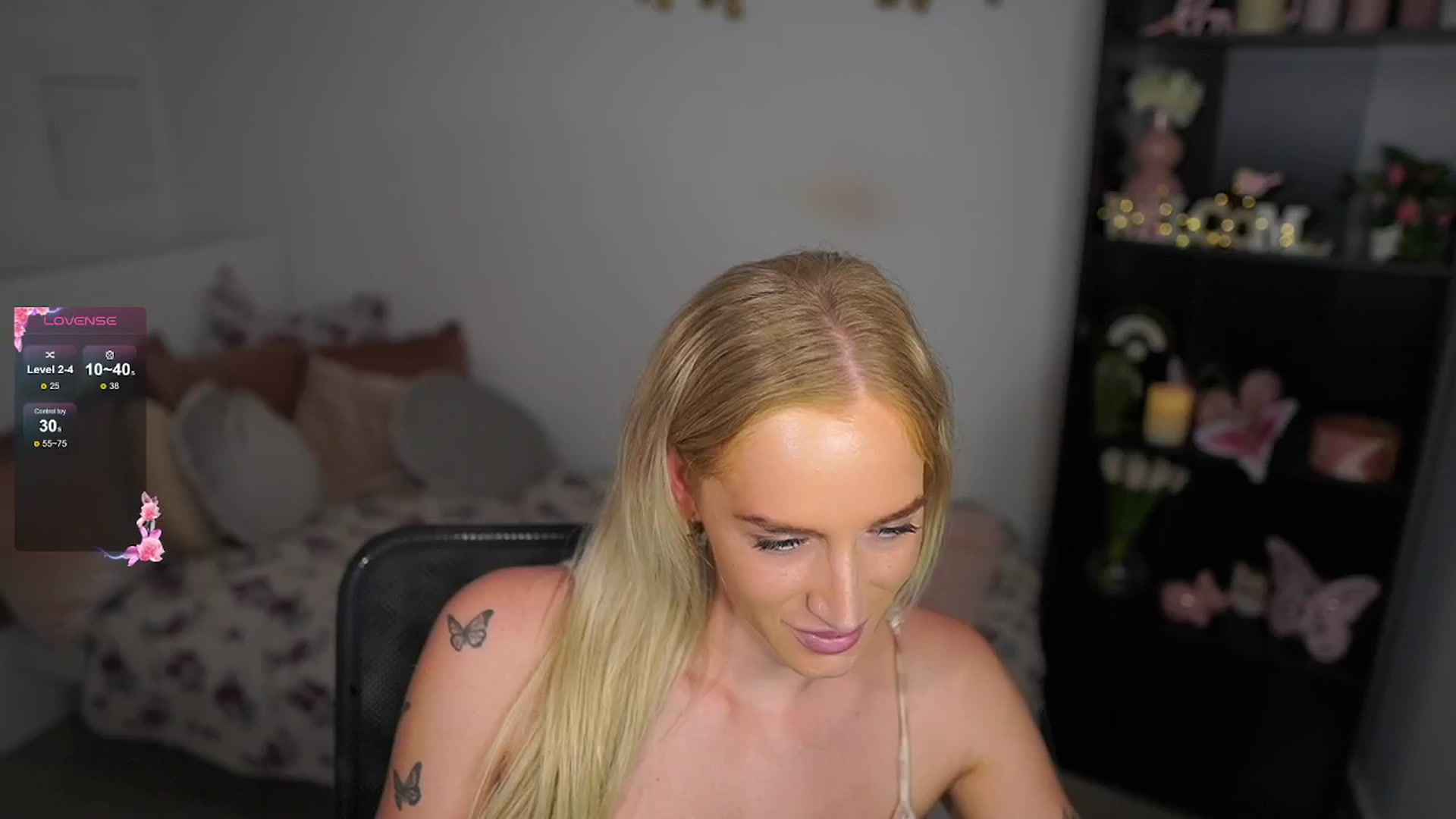 Gallery image thumbnail from NicoletteShea's myfreecams stream on, 08/22/2024, 18:02 image 2 of 20