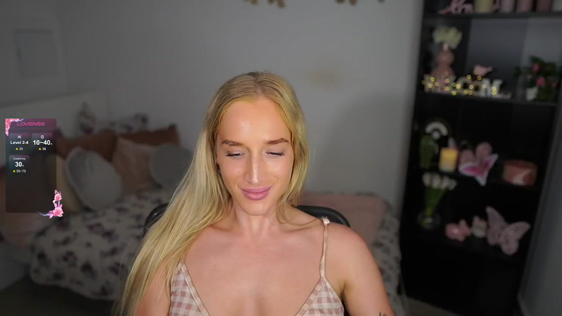 Gallery image thumbnail from NicoletteShea's myfreecams stream on, 08/22/2024, 18:02 image 20 of 20