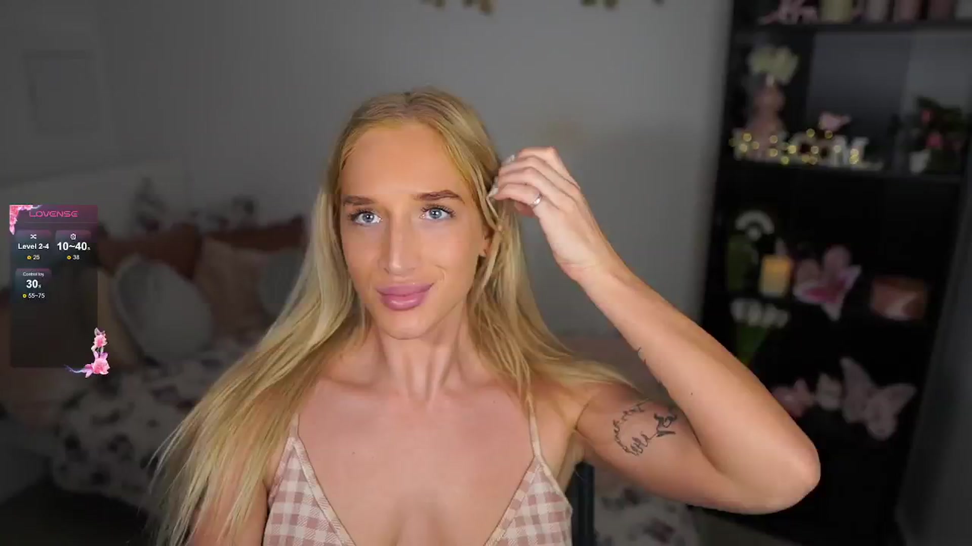 Gallery image thumbnail from NicoletteShea's myfreecams stream on, 08/22/2024, 18:02 image 18 of 20
