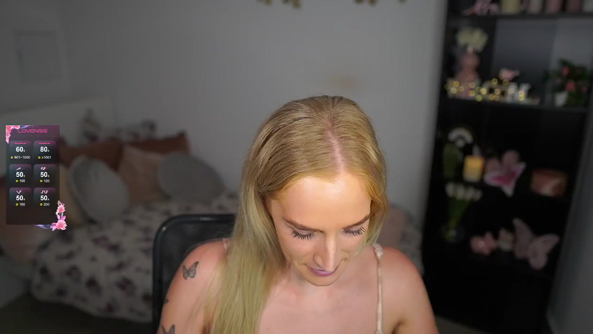 Gallery image thumbnail from NicoletteShea's myfreecams stream on, 08/22/2024, 18:02 image 19 of 20