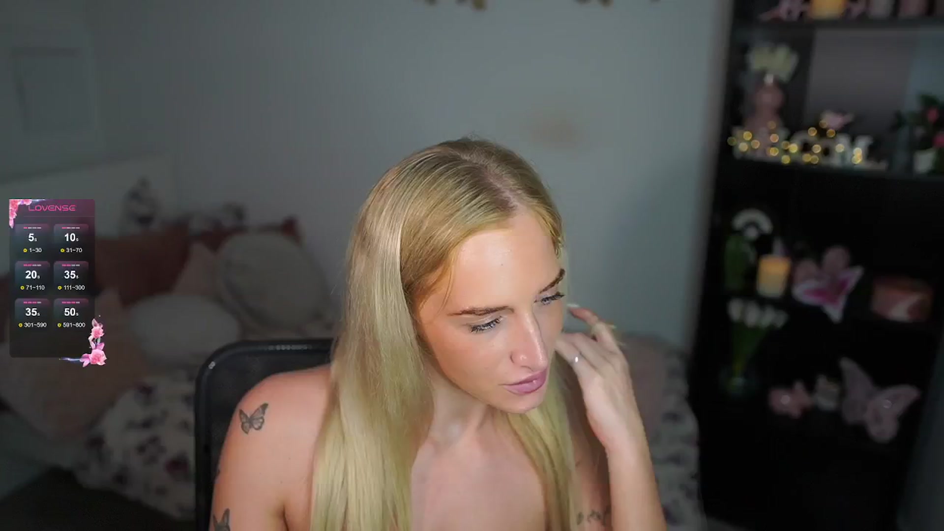 Gallery image thumbnail from NicoletteShea's myfreecams stream on, 08/25/2024, 20:30 image 19 of 20