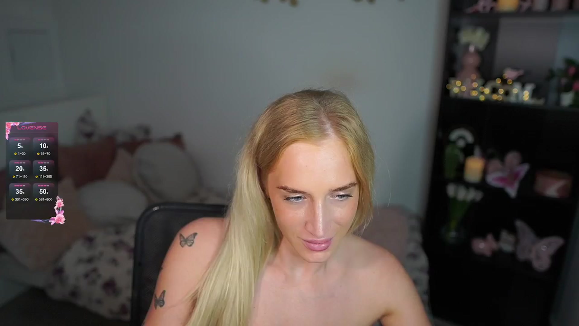 Gallery image thumbnail from NicoletteShea's myfreecams stream on, 08/25/2024, 20:30 image 12 of 20