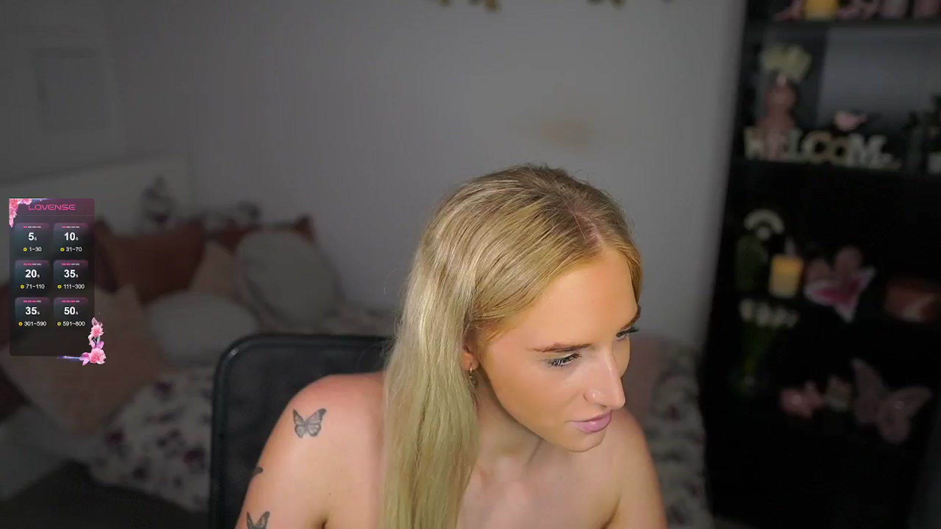 Gallery image thumbnail from NicoletteShea's myfreecams stream on, 08/27/2024, 14:53 image 11 of 20