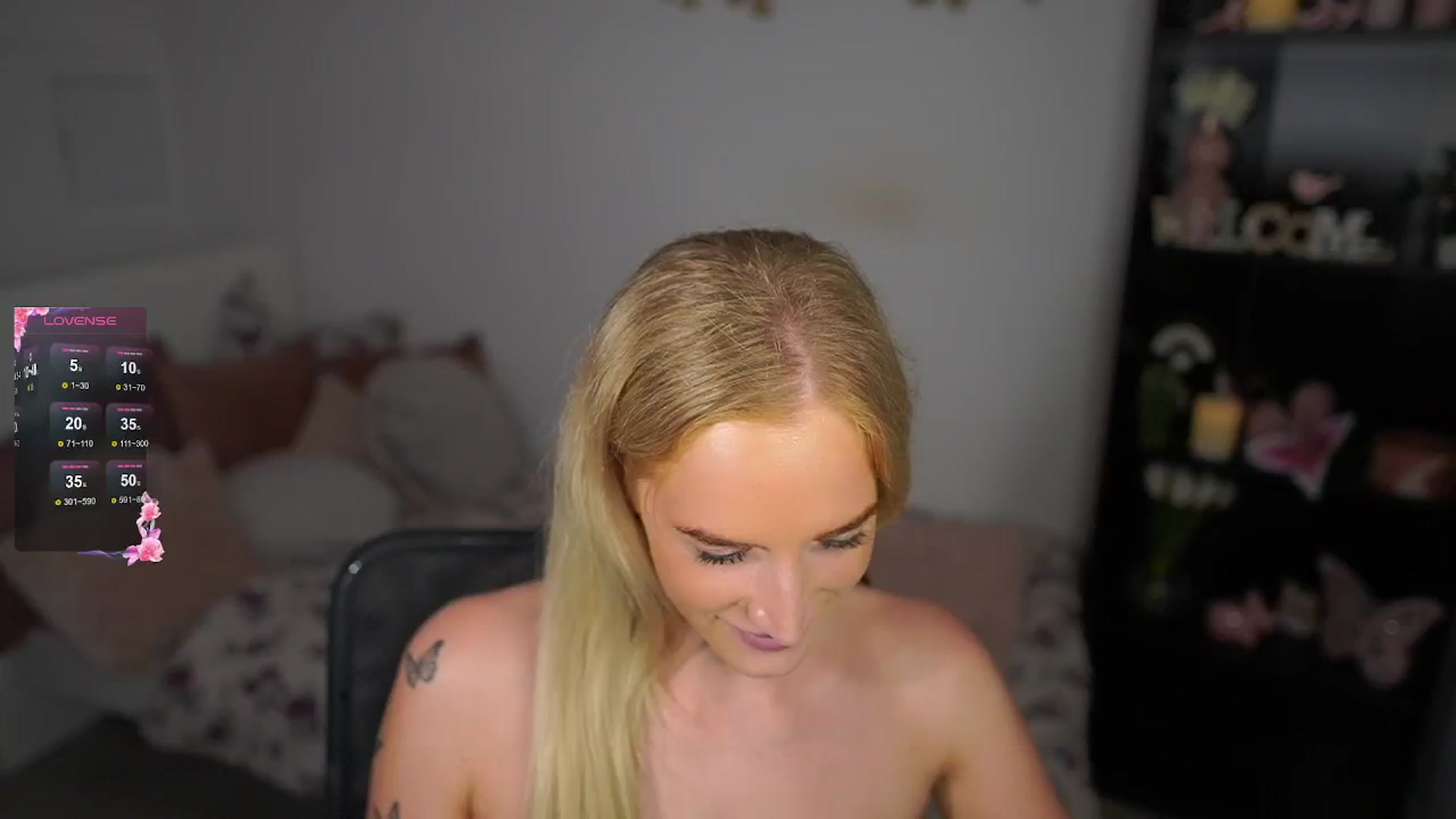 Gallery image thumbnail from NicoletteShea's myfreecams stream on, 08/27/2024, 16:03 image 4 of 20