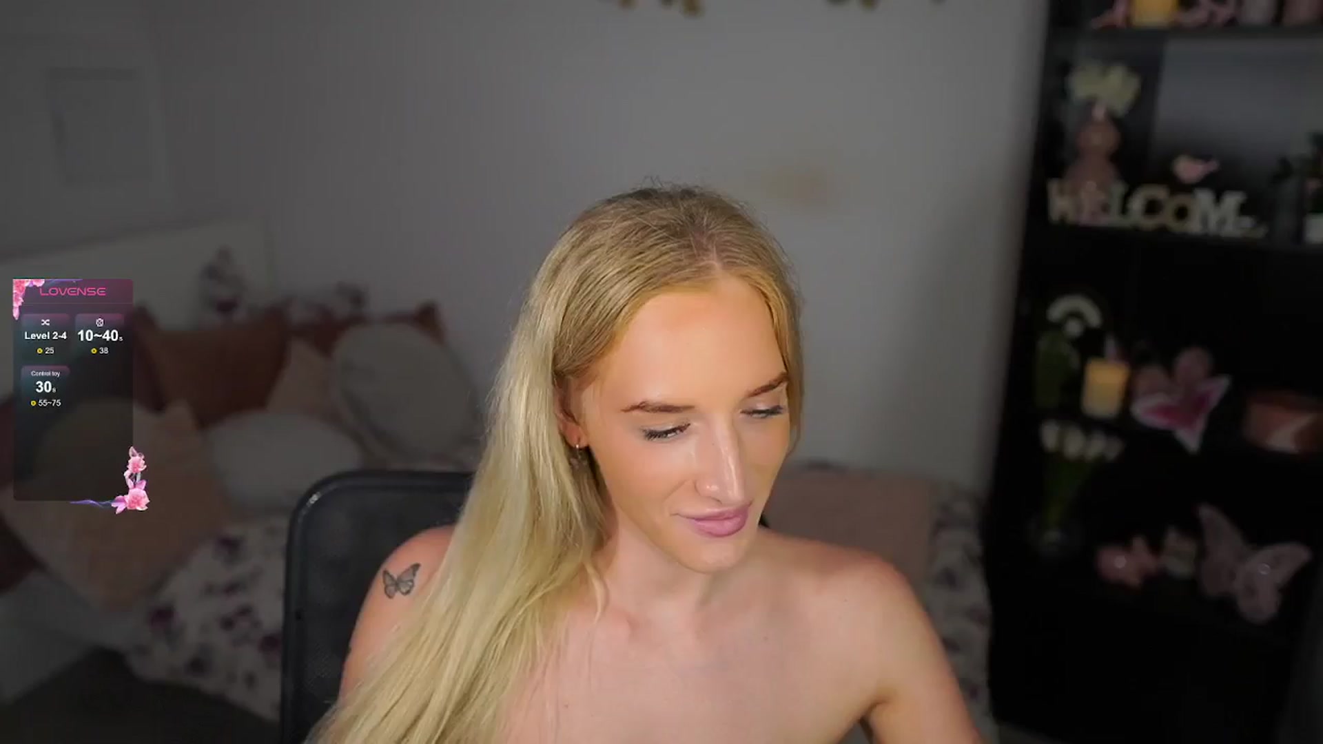 Gallery image thumbnail from NicoletteShea's myfreecams stream on, 08/27/2024, 16:03 image 6 of 20
