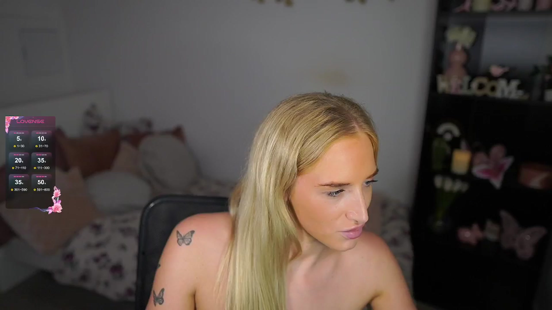 Gallery image thumbnail from NicoletteShea's myfreecams stream on, 08/27/2024, 17:59 image 3 of 20