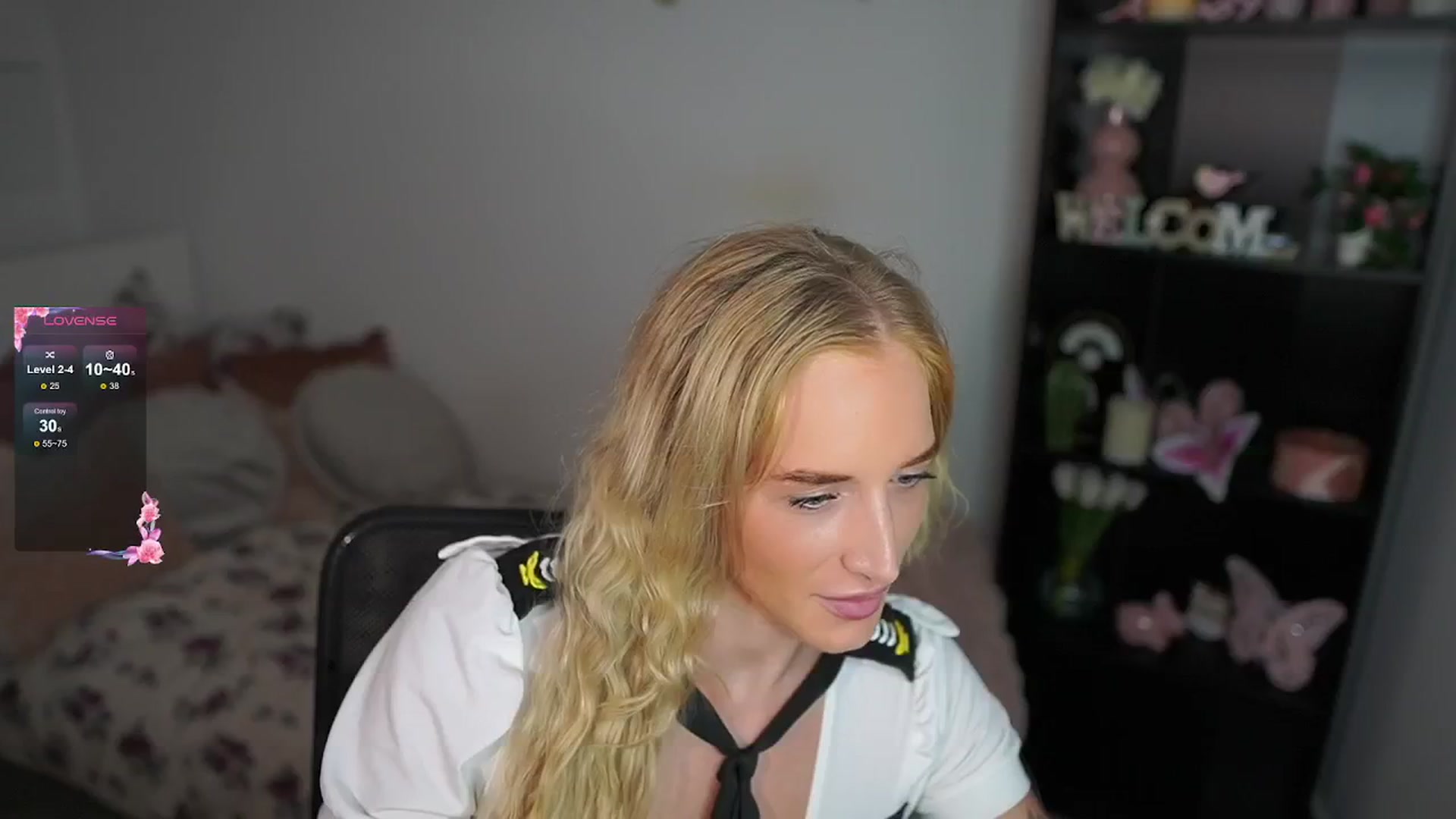 Gallery image thumbnail from NicoletteShea's myfreecams stream on, 08/28/2024, 15:47 image 12 of 20