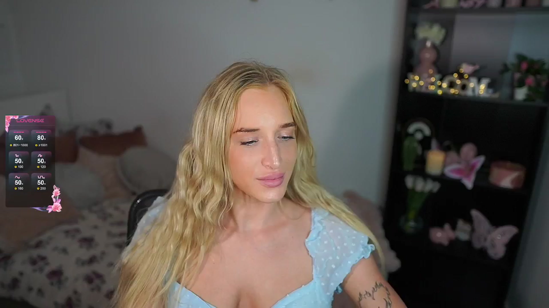 Gallery image thumbnail from NicoletteShea's myfreecams stream on, 08/29/2024, 16:05 image 13 of 20